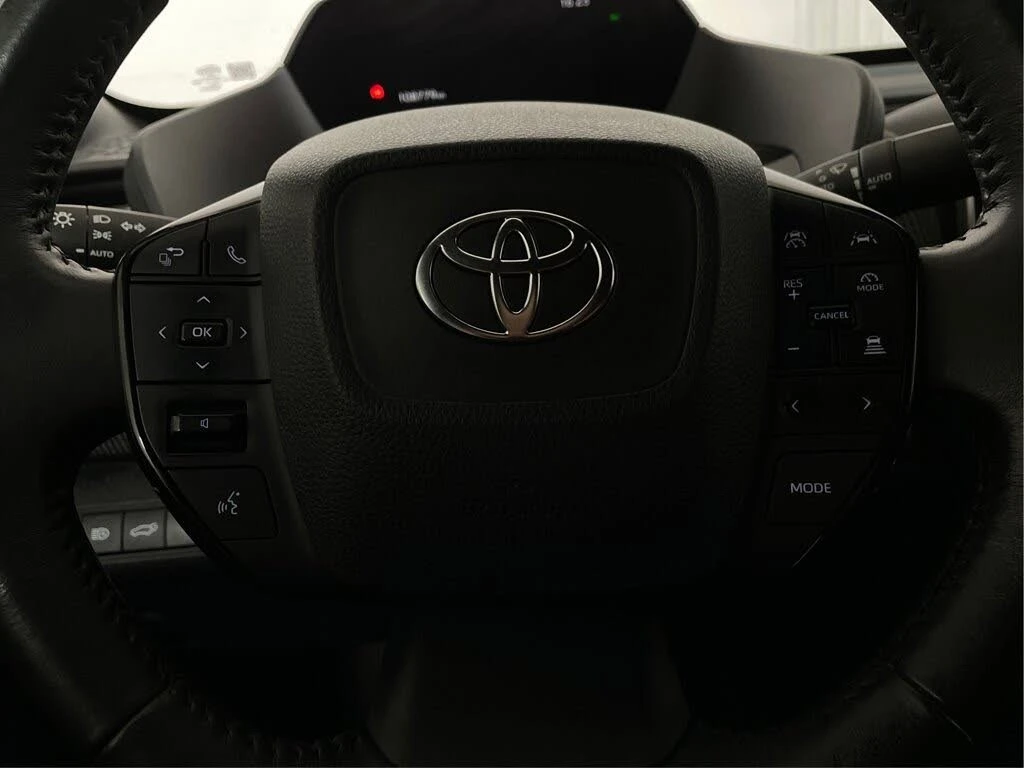 Toyota bZ4X LE* �������* ��������* CARPLAY* KEYLESS* ������*  | Mobile.bg � ����������� 13