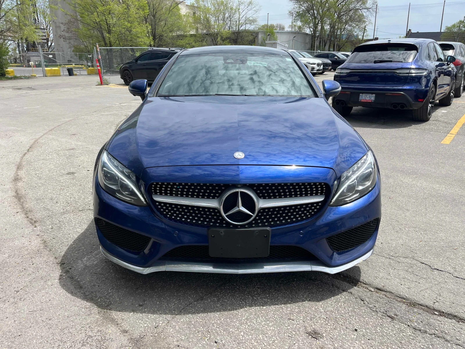 Mercedes-Benz C 300 ПОДГРЕВ * ПАНОРАМА * BURMESTER * CARFAX