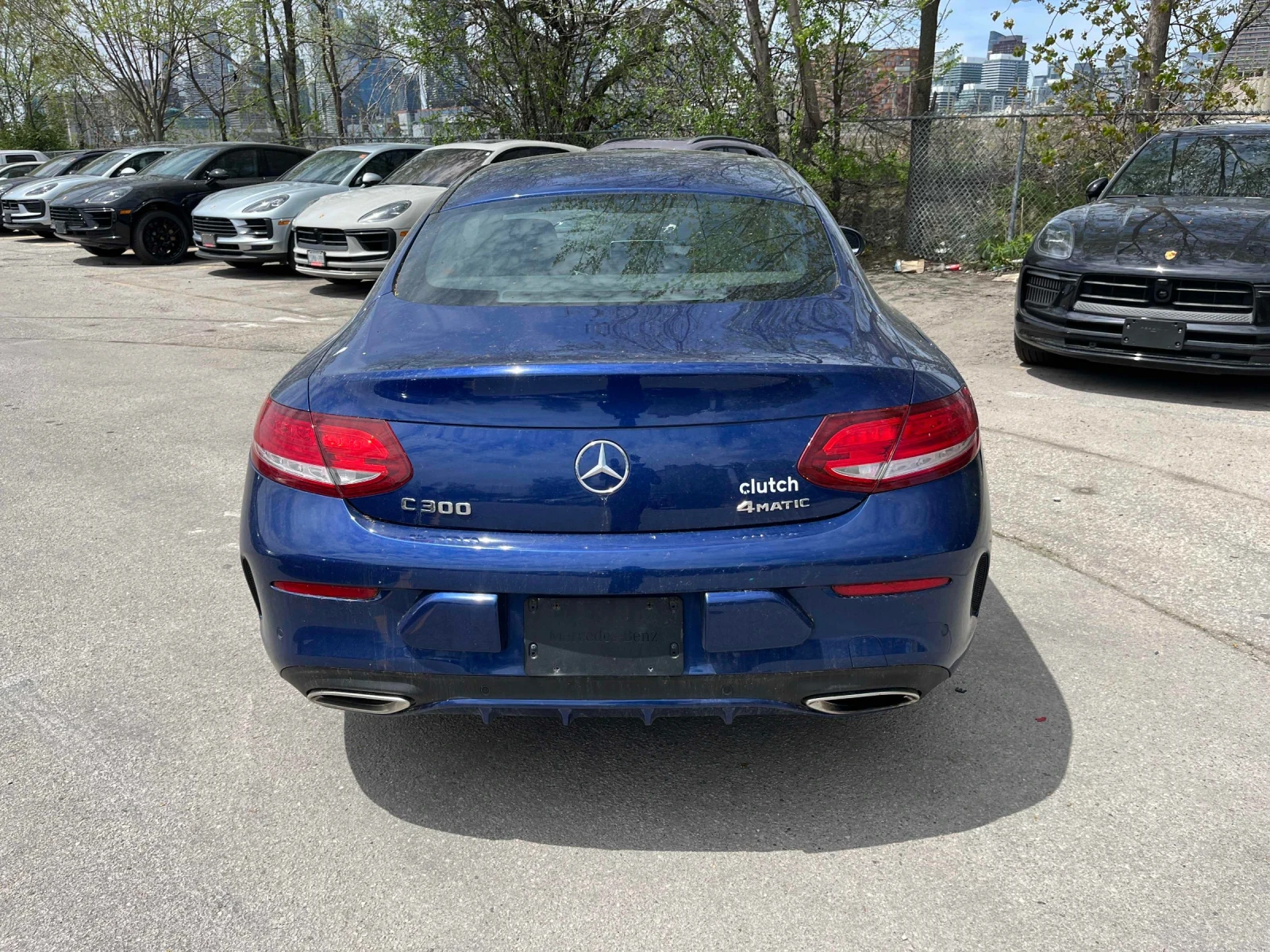 Mercedes-Benz C 300 ПОДГРЕВ * ПАНОРАМА * BURMESTER * CARFAX, снимка 4 - Автомобили и джипове - 54646561