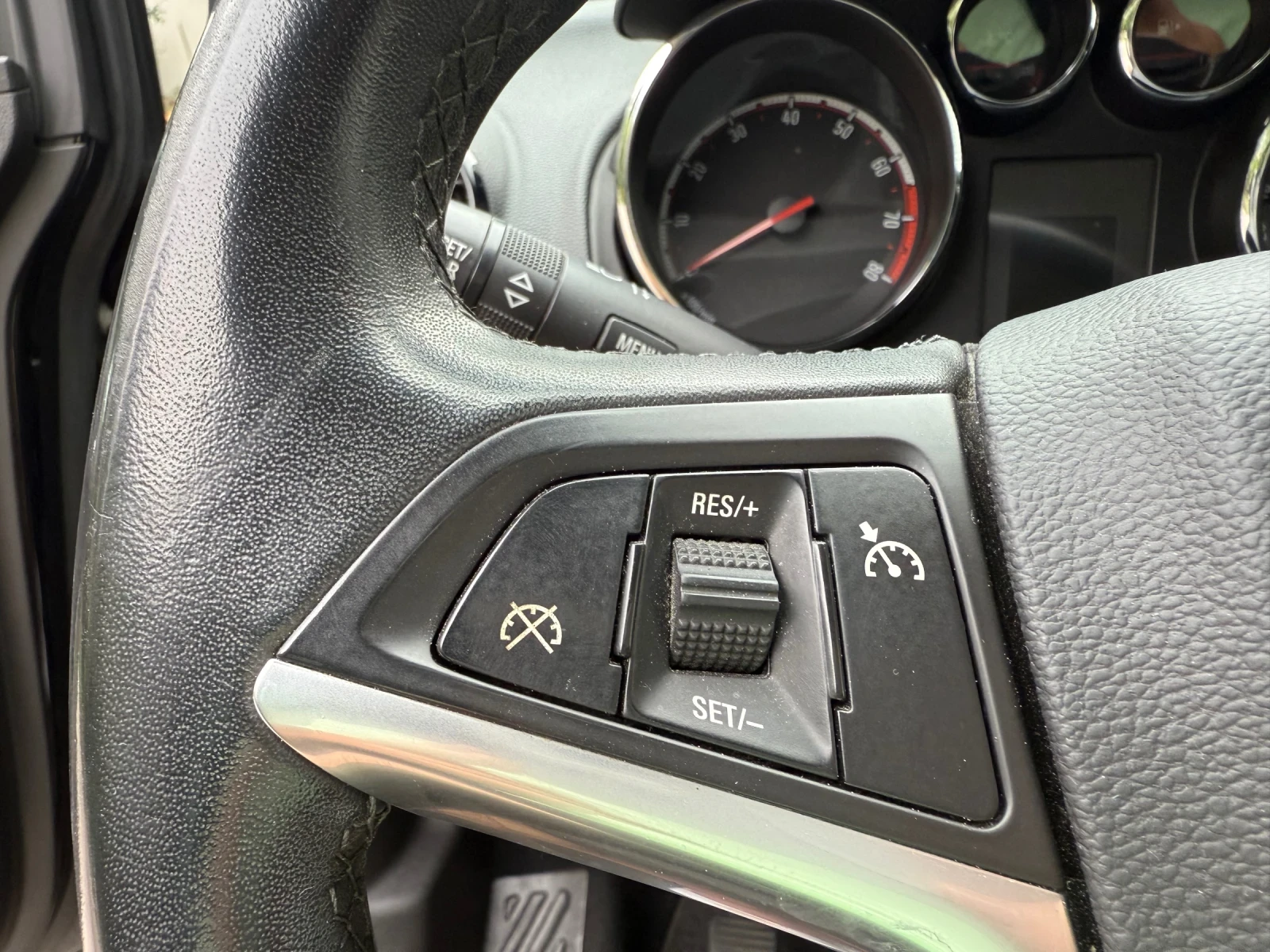 Opel Meriva 1.4Turbo* , снимка 11 - Автомобили и джипове - 54944664