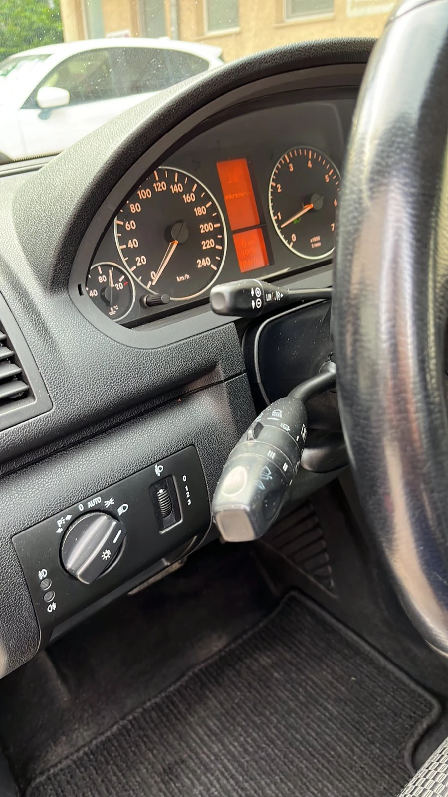 Mercedes-Benz A 160 Face-Lift 2010 avangard-Navi, снимка 10 - Автомобили и джипове - 54982099
