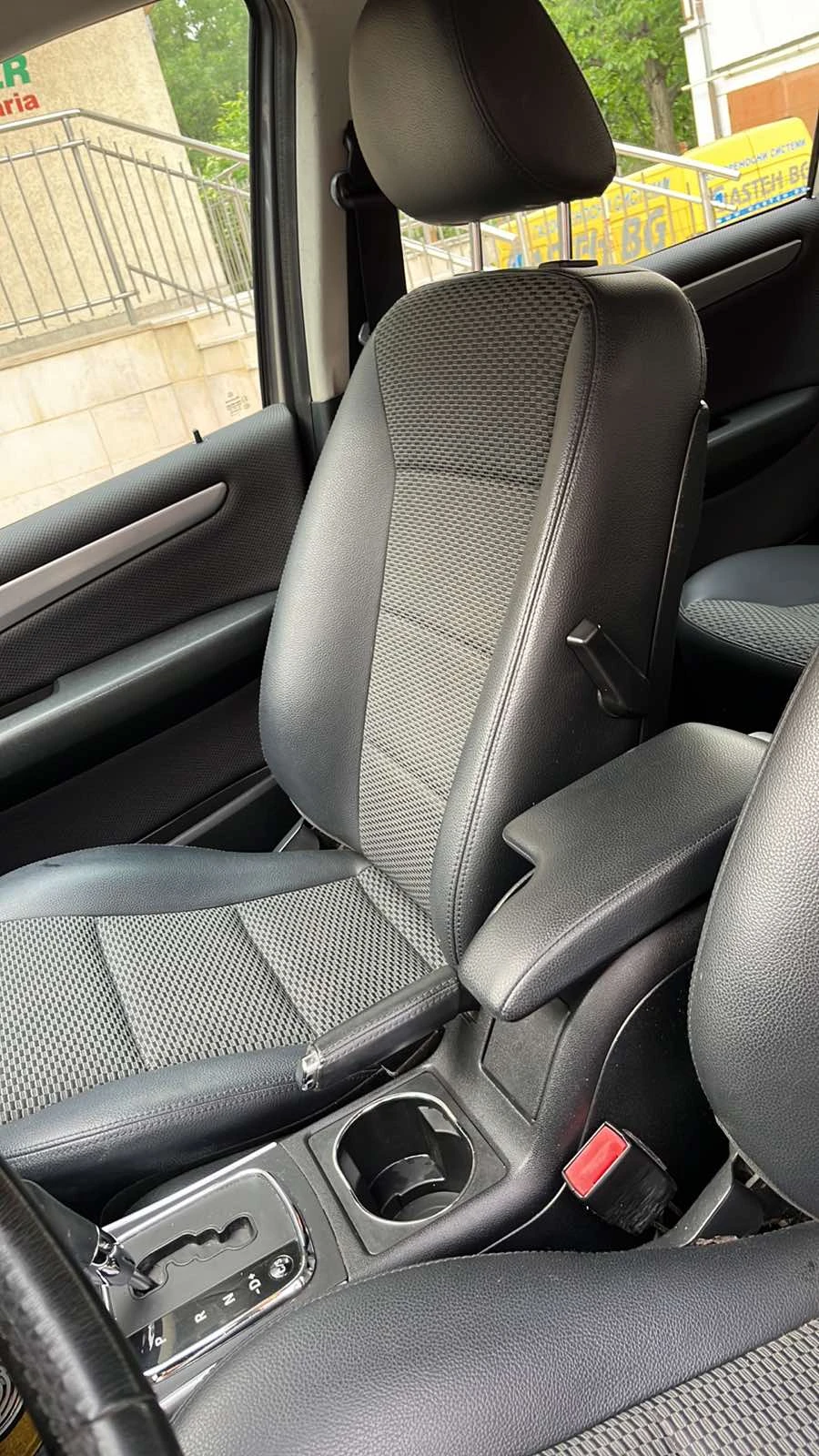 Mercedes-Benz A 160 Face-Lift 2010 avangard-Navi, снимка 9 - Автомобили и джипове - 54982099