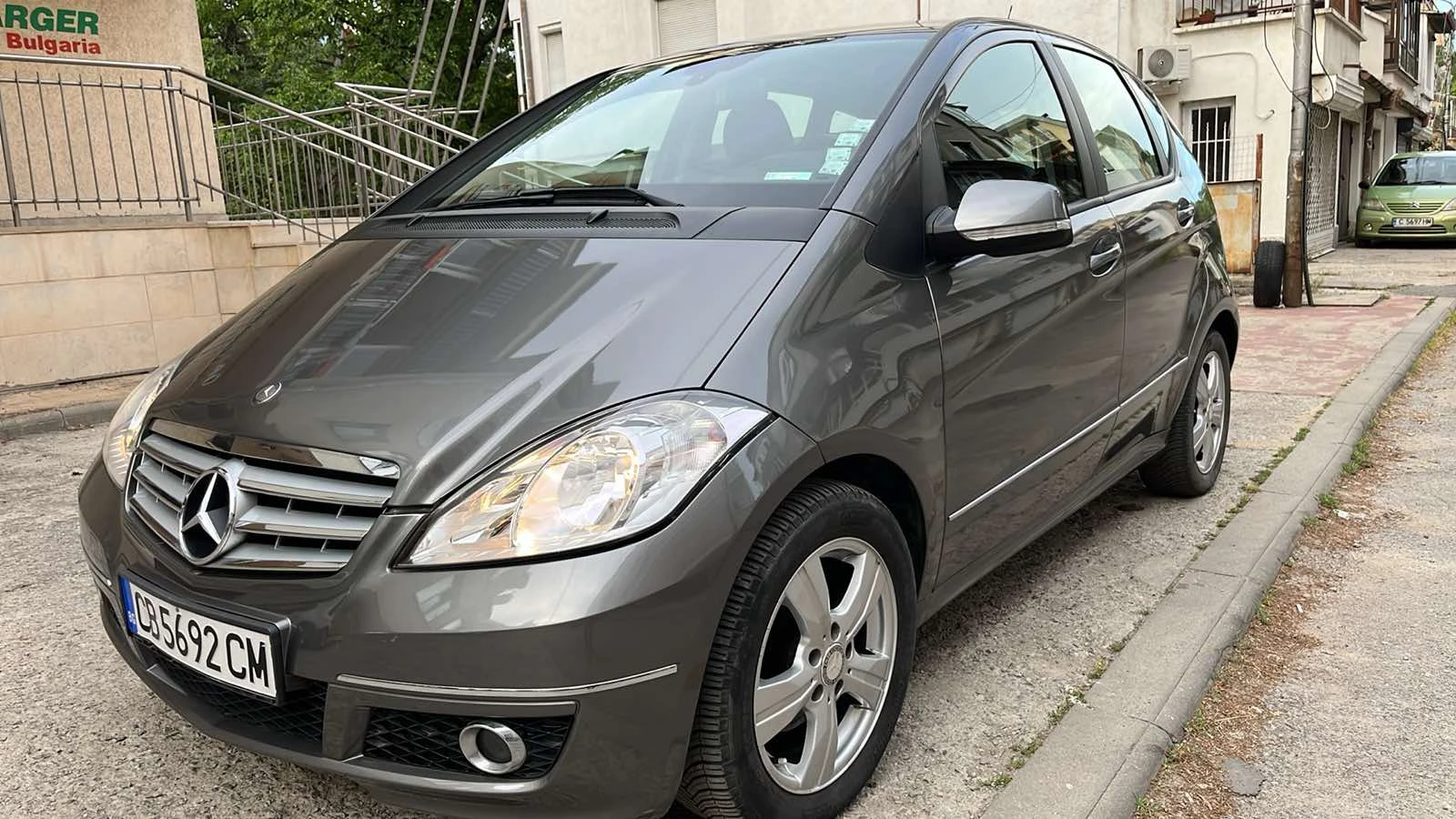 Mercedes-Benz A 160 Face-Lift 2010 avangard-Navi, снимка 2 - Автомобили и джипове - 54982099