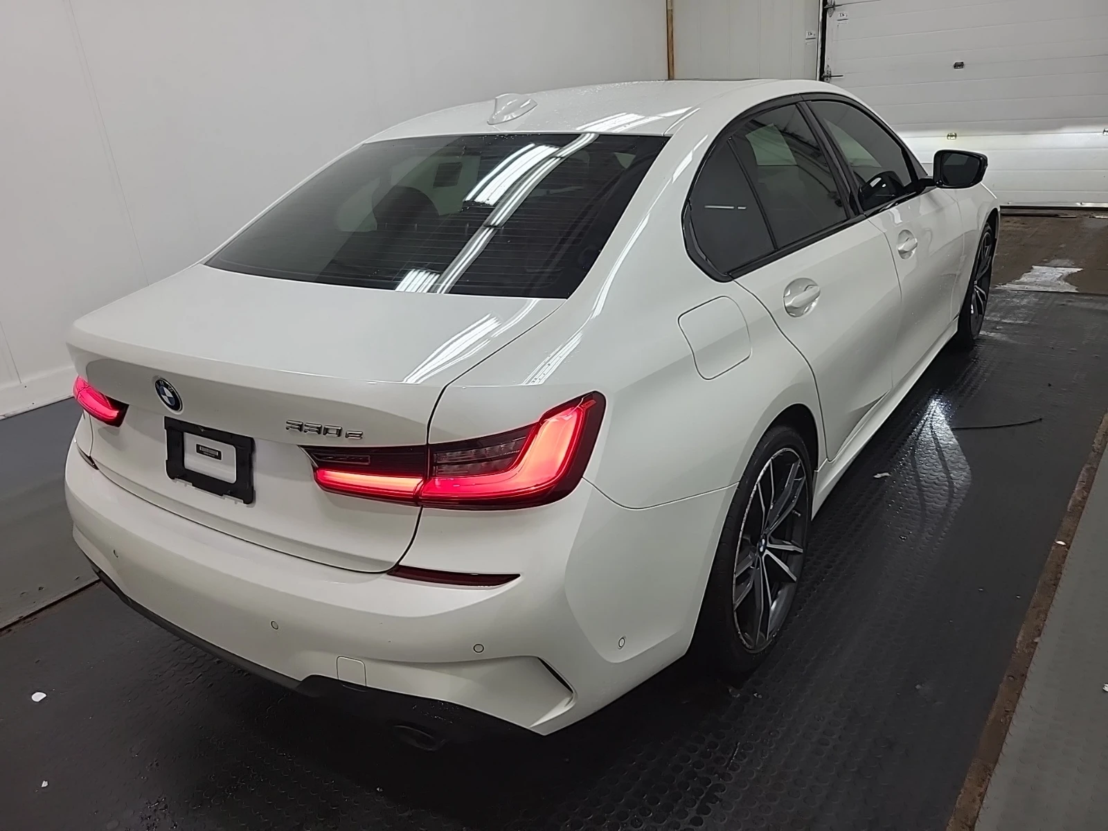 BMW 330 330E XDRIVE | M-PACK | 360 | HUD | ���� �� ������� | Mobile.bg � ����������� 3