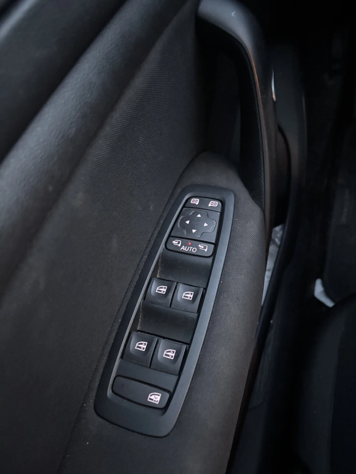 Renault Megane, снимка 10 - Автомобили и джипове - 55401416