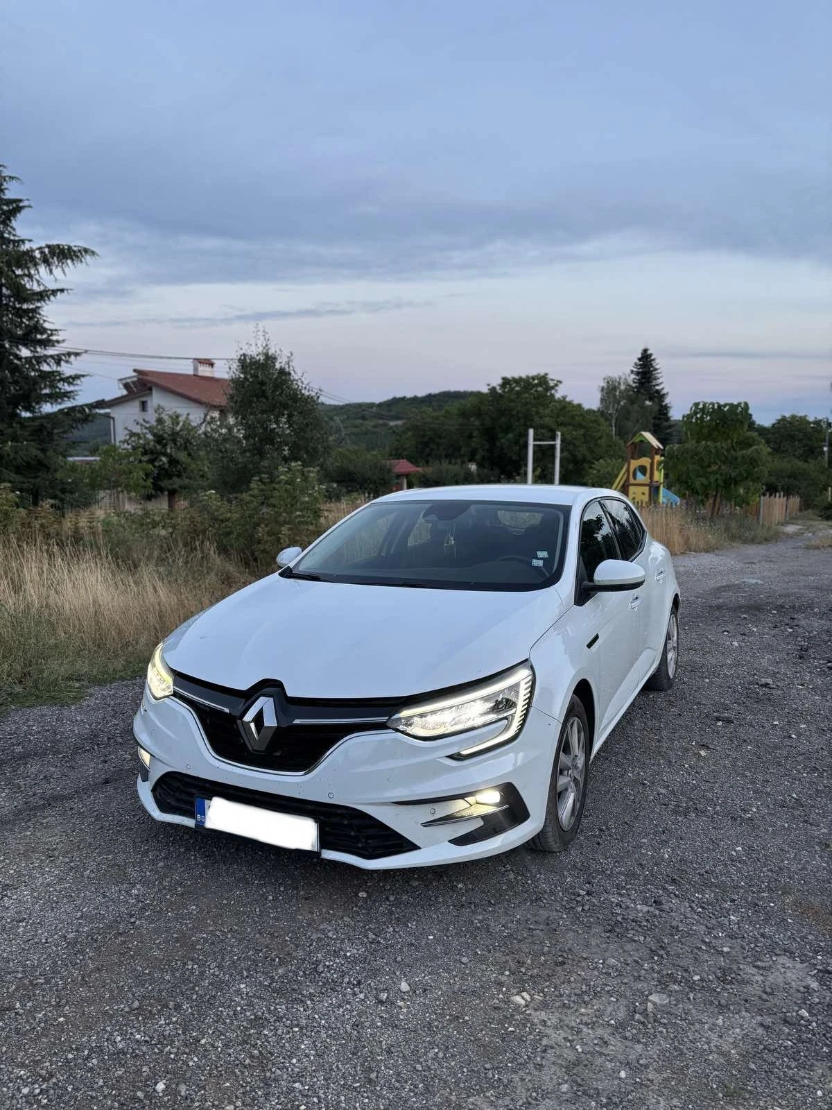 Renault Megane, снимка 2 - Автомобили и джипове - 55401416