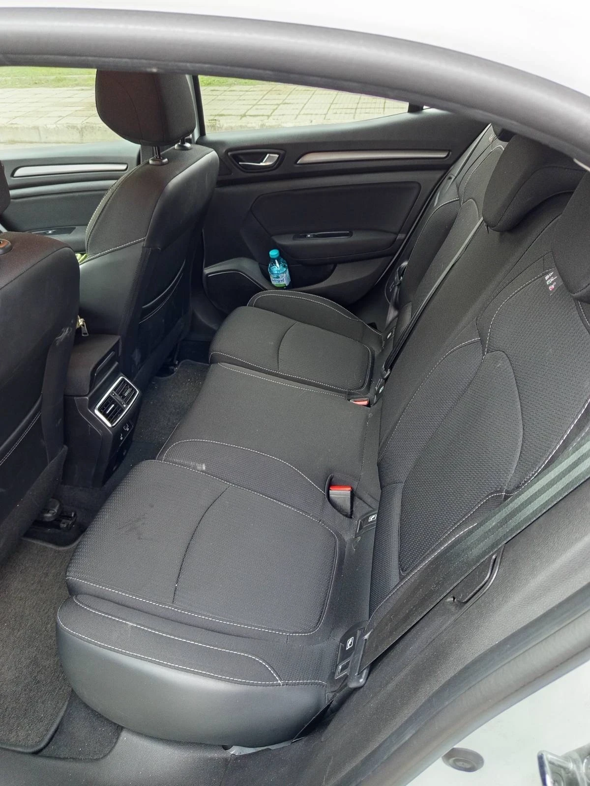 Renault Megane, снимка 11 - Автомобили и джипове - 55401416
