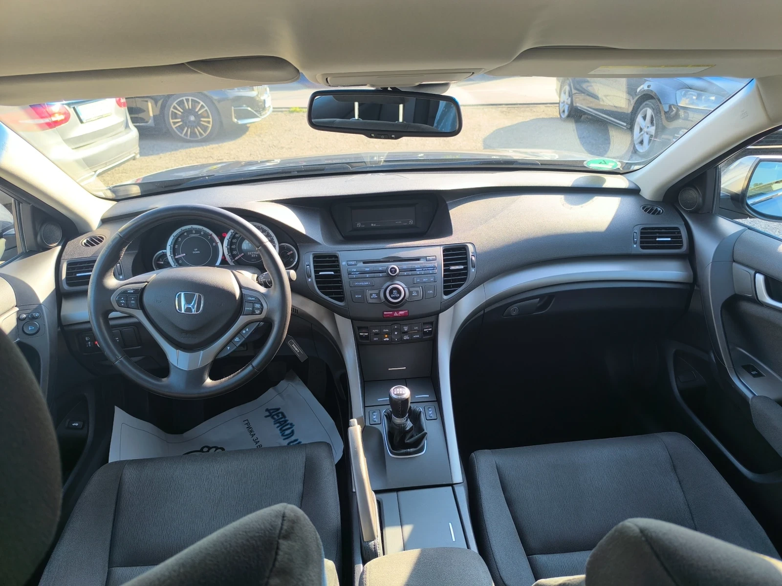 Honda Accord 2.0 бензин, 156 к.с, снимка 9 - Автомобили и джипове - 55435645