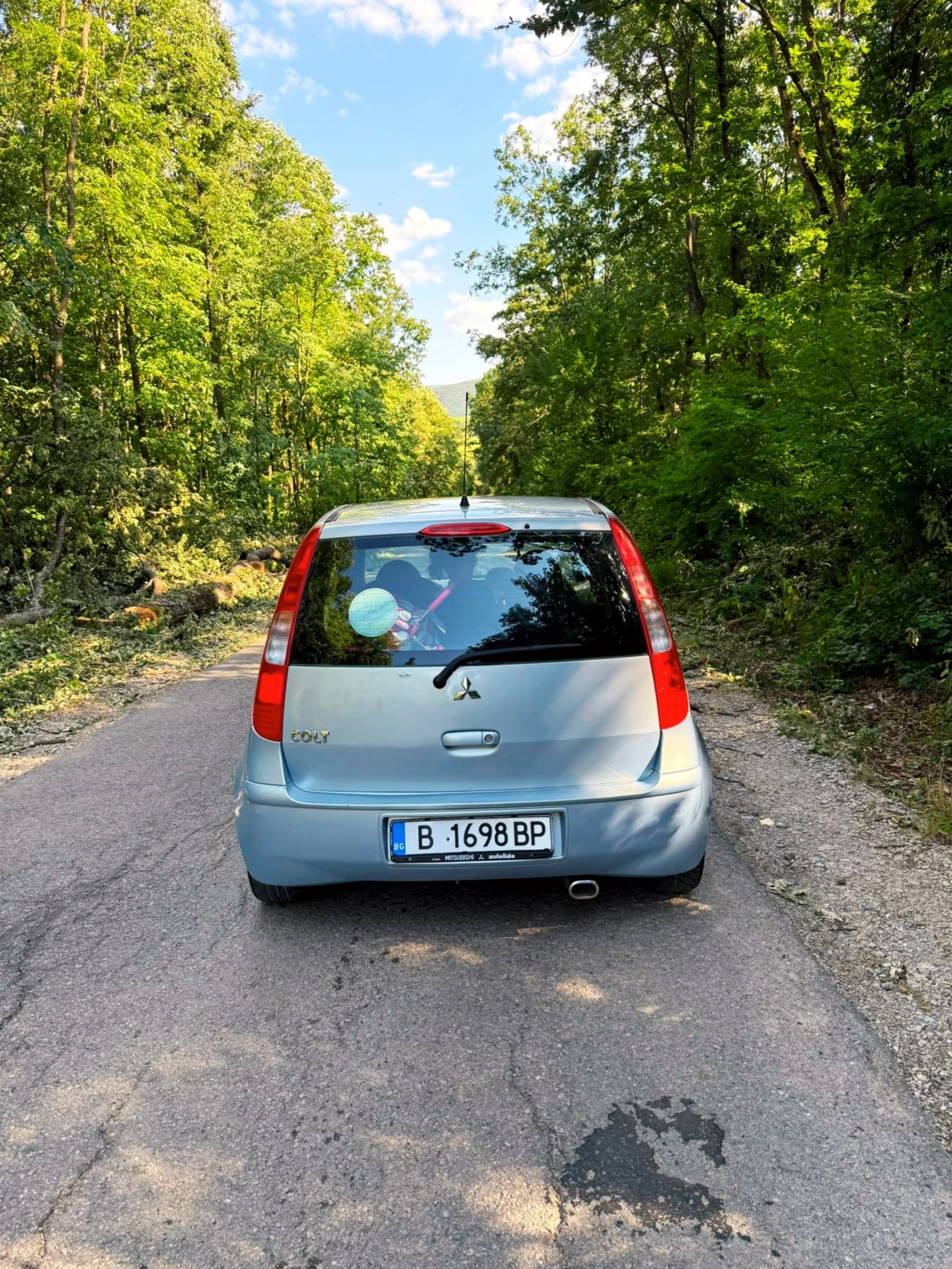 Mitsubishi Colt 1.5i 6ск автоматик, снимка 6 - Автомобили и джипове - 55514177