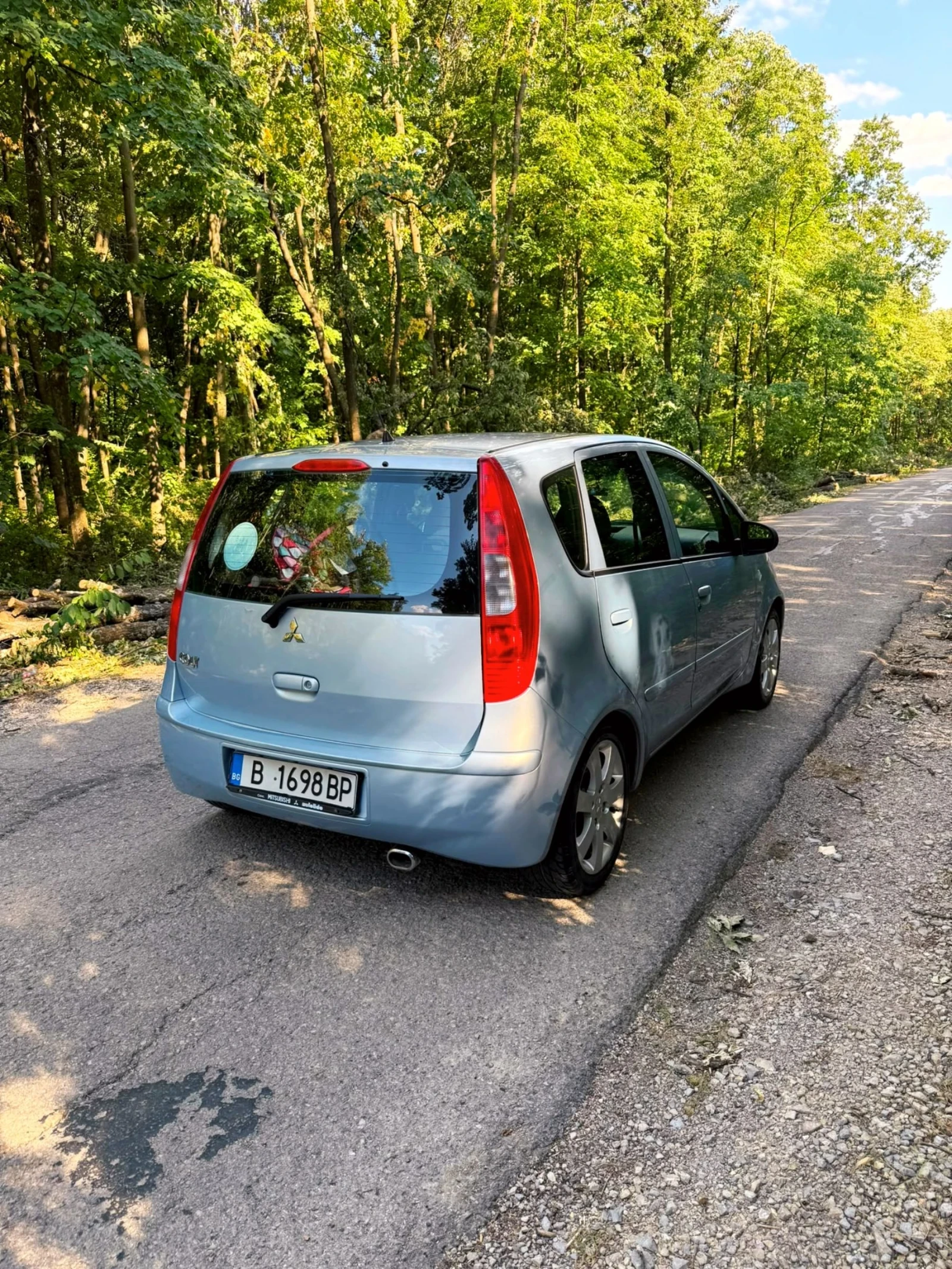 Mitsubishi Colt 1.5i 6ск автоматик, снимка 7 - Автомобили и джипове - 55514177