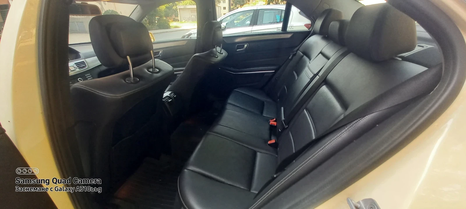 Mercedes-Benz E 200 7G-TRONIK, снимка 11 - Автомобили и джипове - 55610526