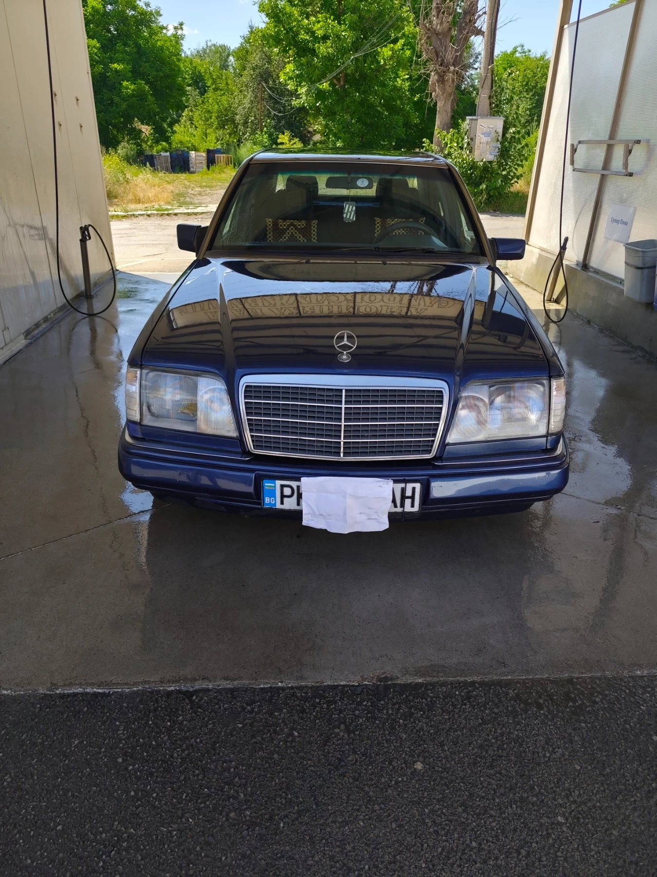 Mercedes-Benz 124