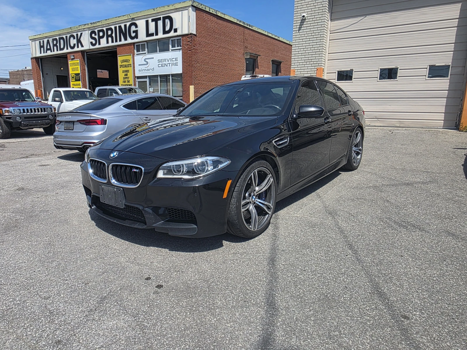 BMW M5 * 4dr Sdn * АВТОКРЕДИТ БЕЗ ПЪРВОНАЧАЛНА ВНОСКА* 