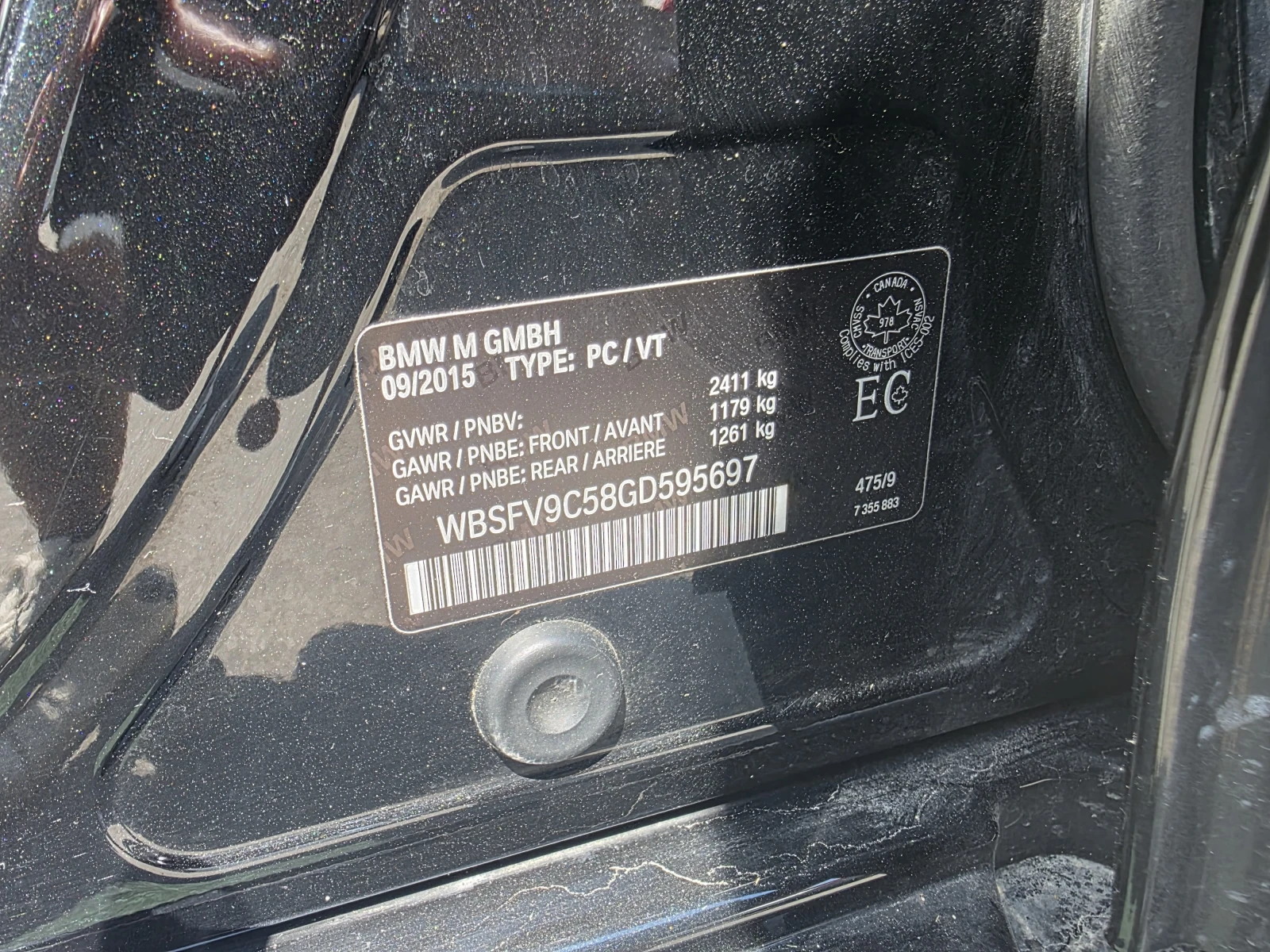 BMW M5 * 4dr Sdn * АВТОКРЕДИТ БЕЗ ПЪРВОНАЧАЛНА ВНОСКА* , снимка 13 - Автомобили и джипове - 55973816