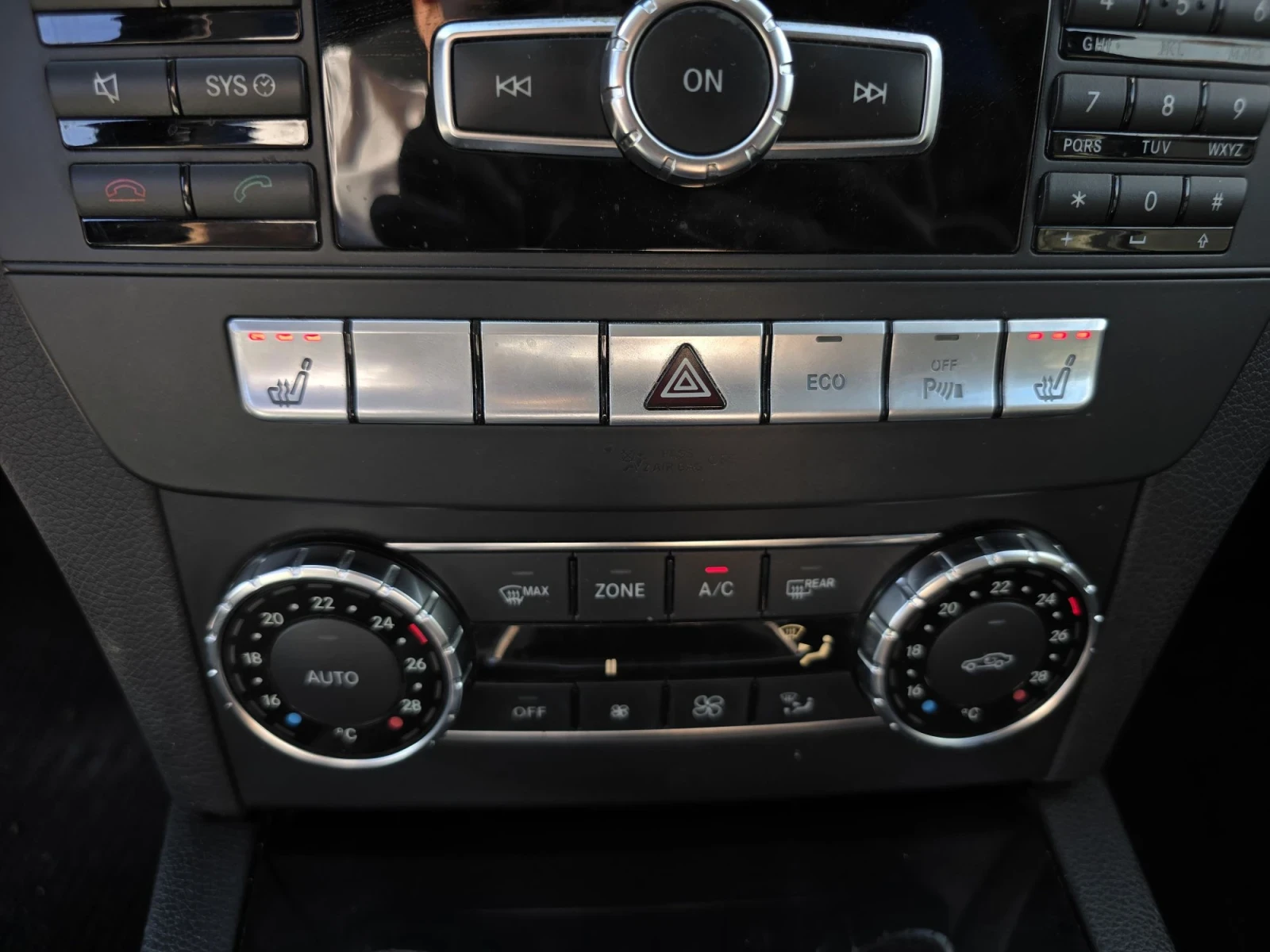 Mercedes-Benz C 220, снимка 12 - Автомобили и джипове - 56647265