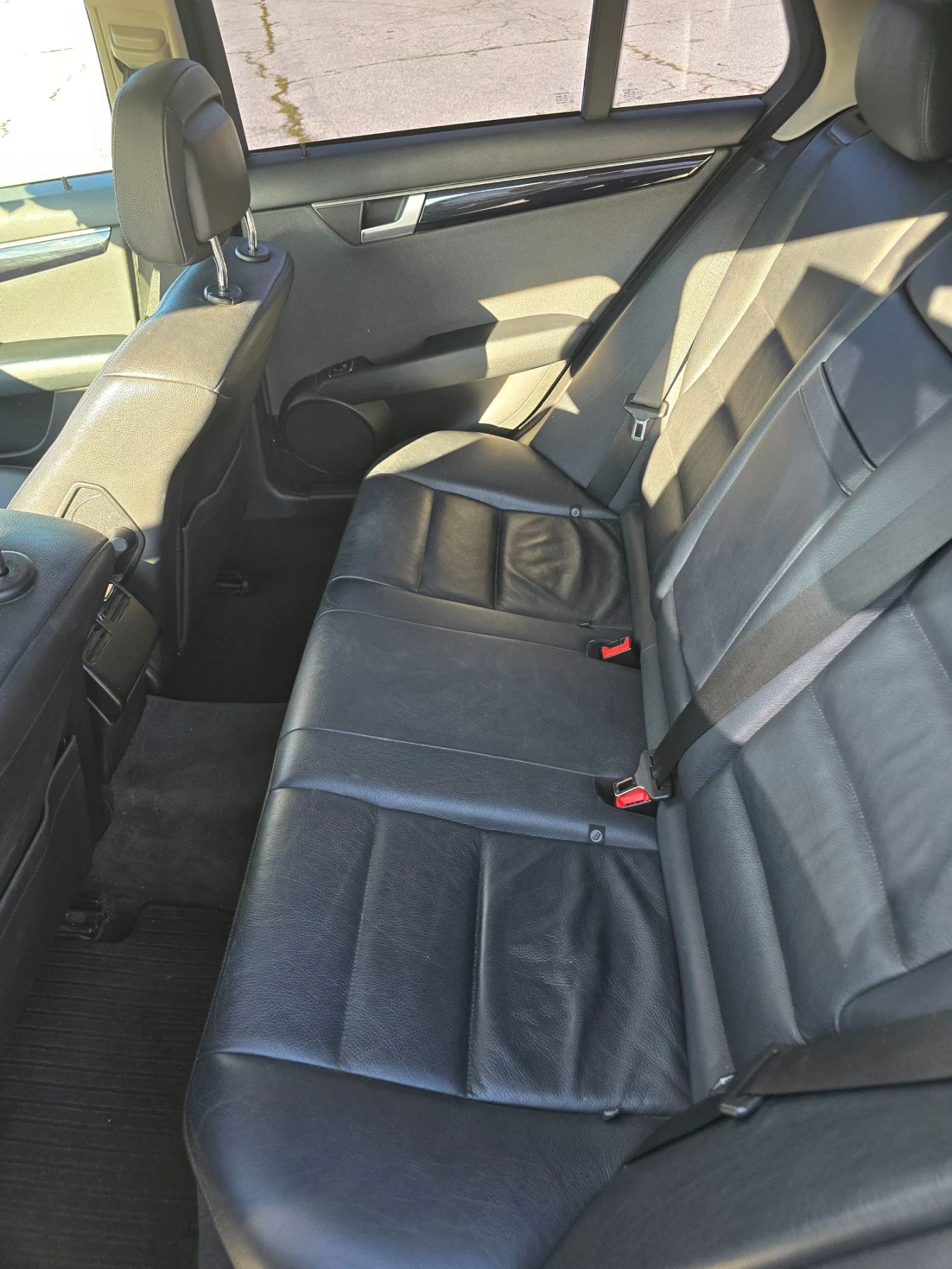 Mercedes-Benz C 220, снимка 10 - Автомобили и джипове - 56647265