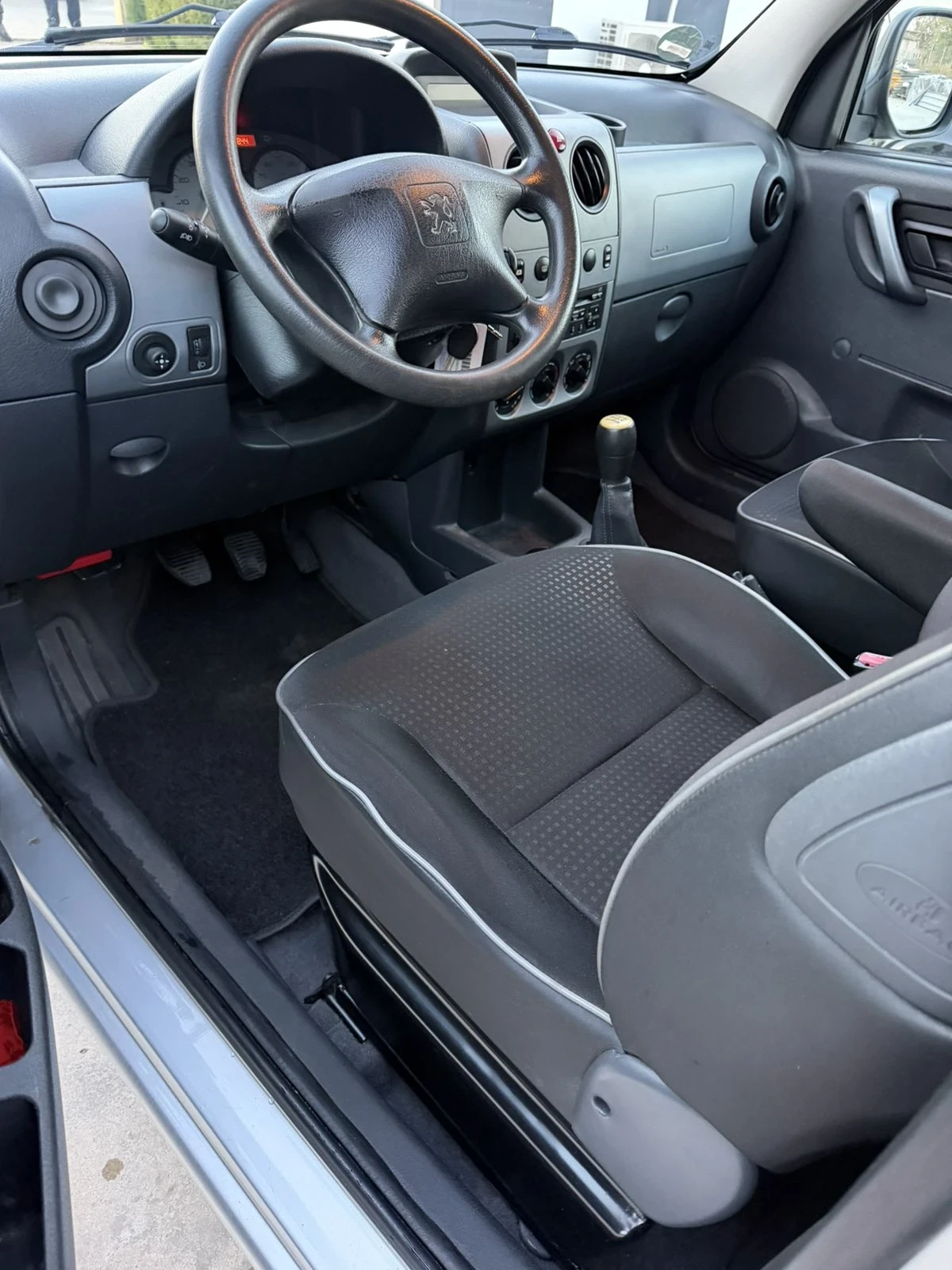 Peugeot Partner, снимка 7 - Автомобили и джипове - 56712000