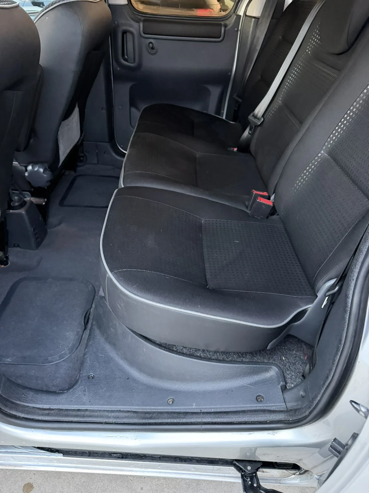 Peugeot Partner, снимка 9 - Автомобили и джипове - 56712000