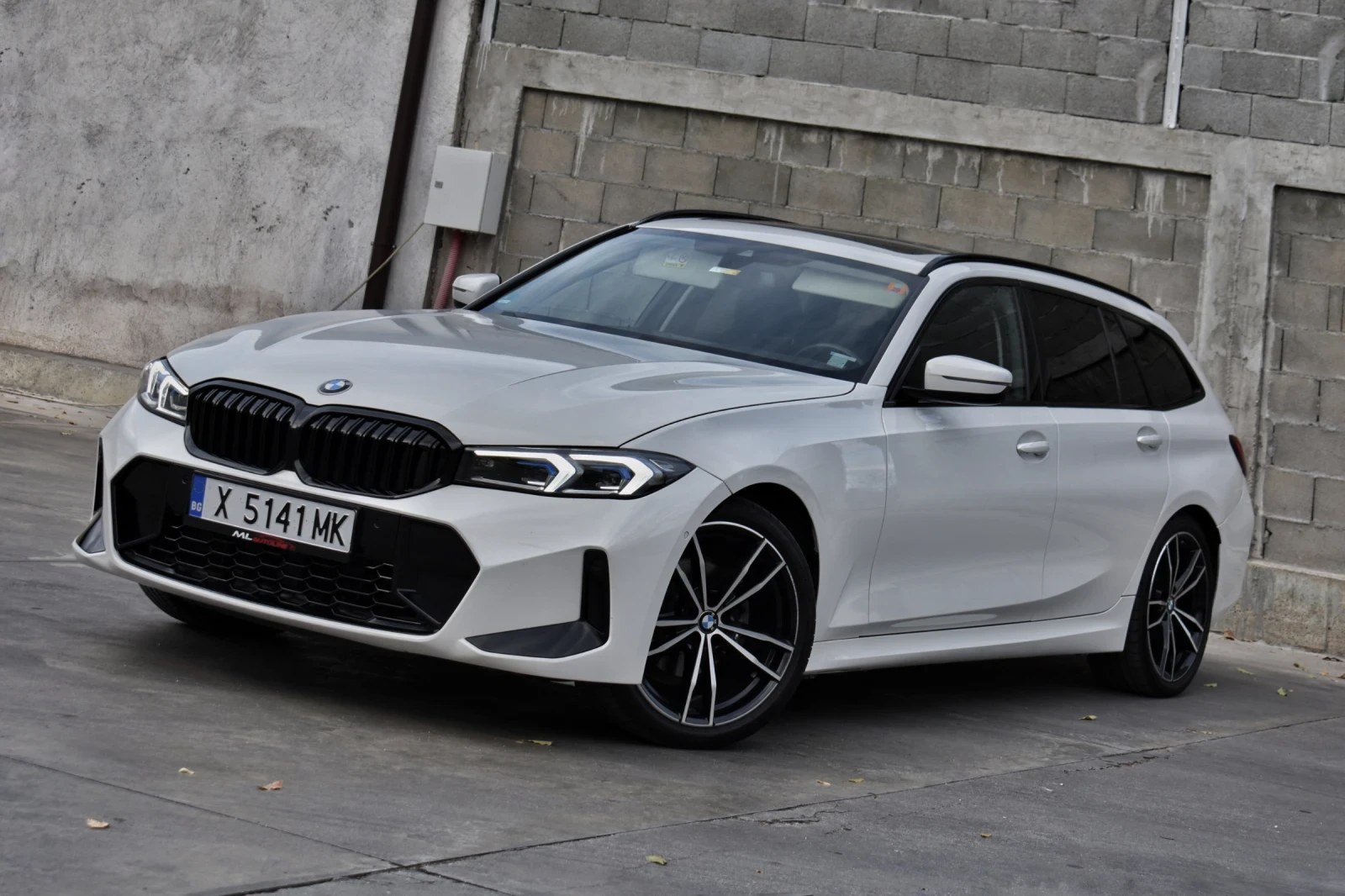 BMW 320, снимка 2 - Автомобили и джипове - 56750336