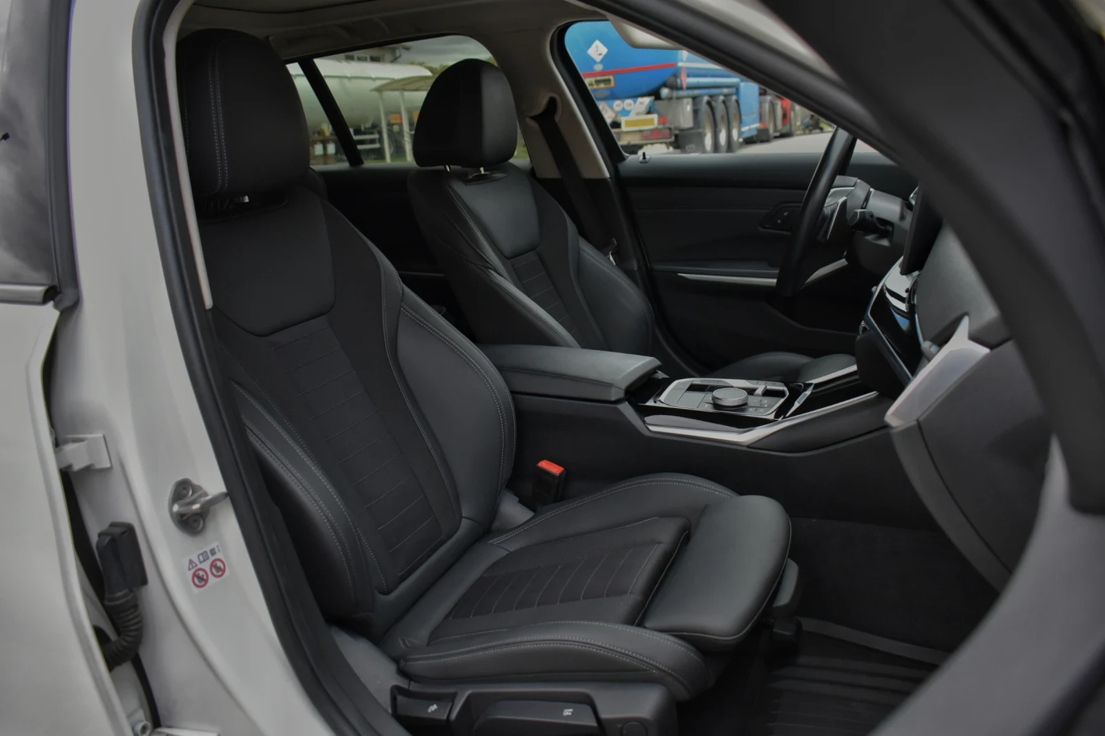 BMW 320, снимка 10 - Автомобили и джипове - 56750336