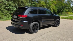 Jeep Grand cherokee 5.7 HEMI * 8ZF* ТV* PANO* * DISTRONIC* , снимка 3