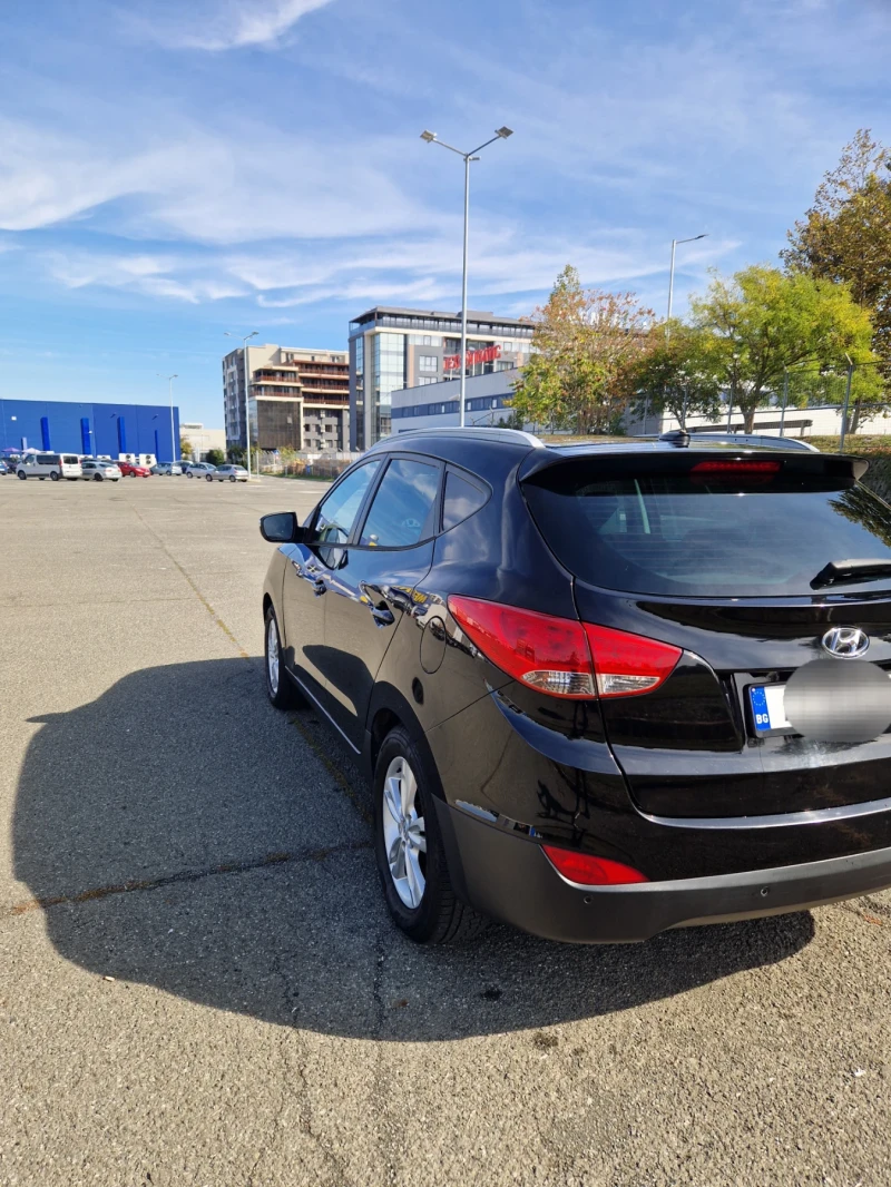 Hyundai IX35, снимка 6 - Автомобили и джипове - 47587144