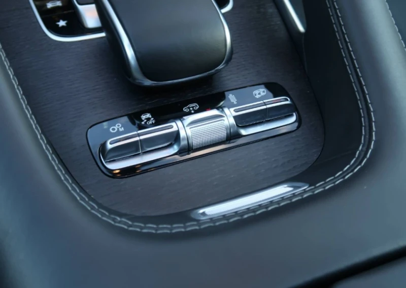 Mercedes-Benz GLE 63 S AMG 4Matic+ , снимка 10 - Автомобили и джипове - 52824002