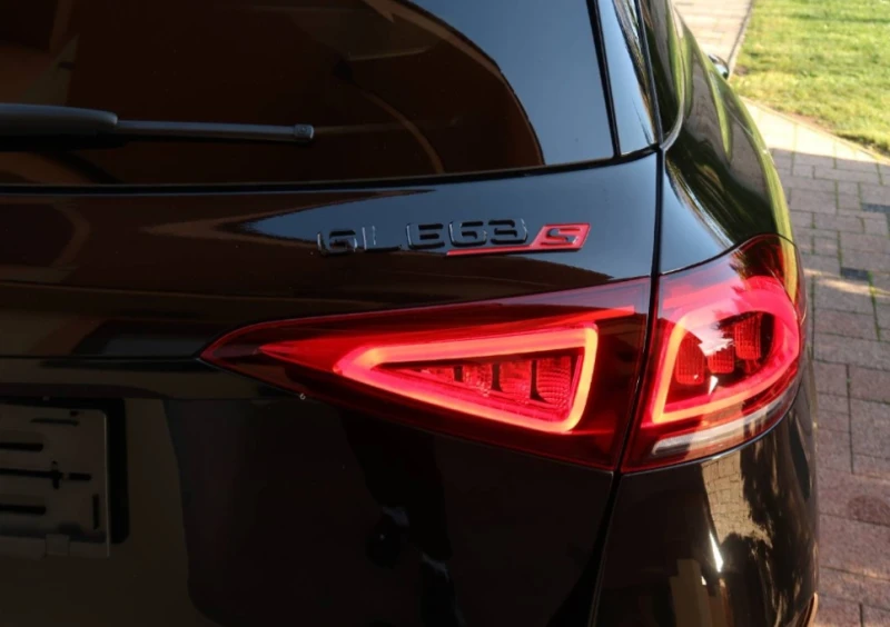 Mercedes-Benz GLE 63 S AMG 4Matic+ , снимка 11 - Автомобили и джипове - 52824002