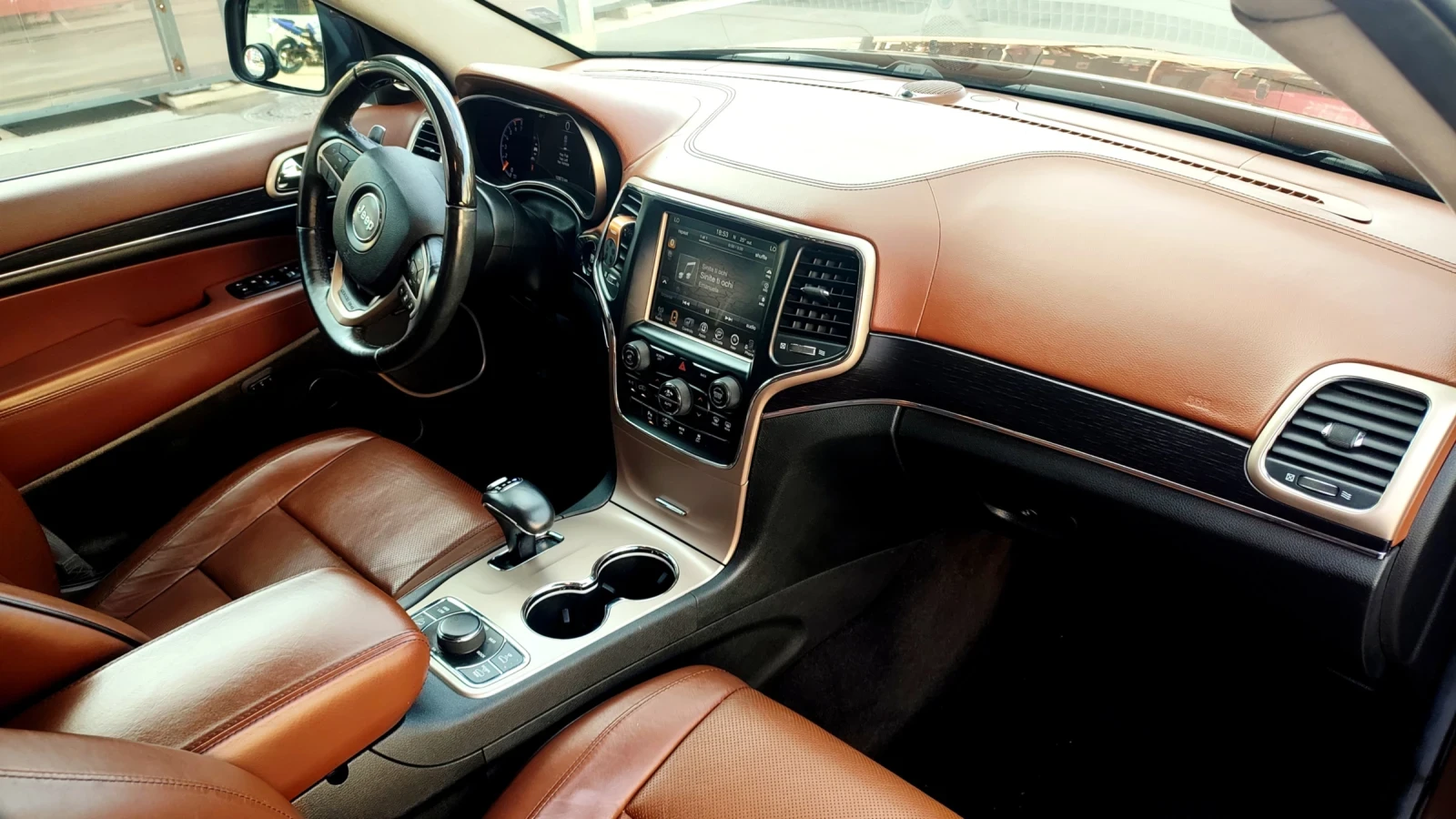 Jeep Grand cherokee Summit 5.7 АГУ - изображение 6