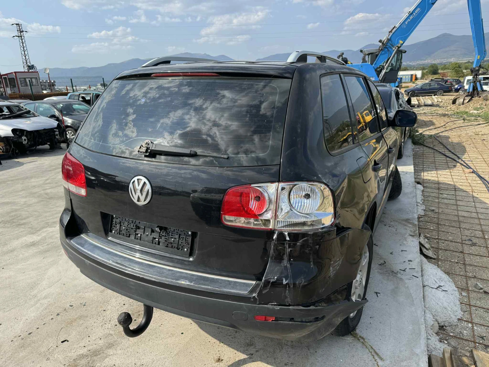VW Touareg 3.2 - изображение 4