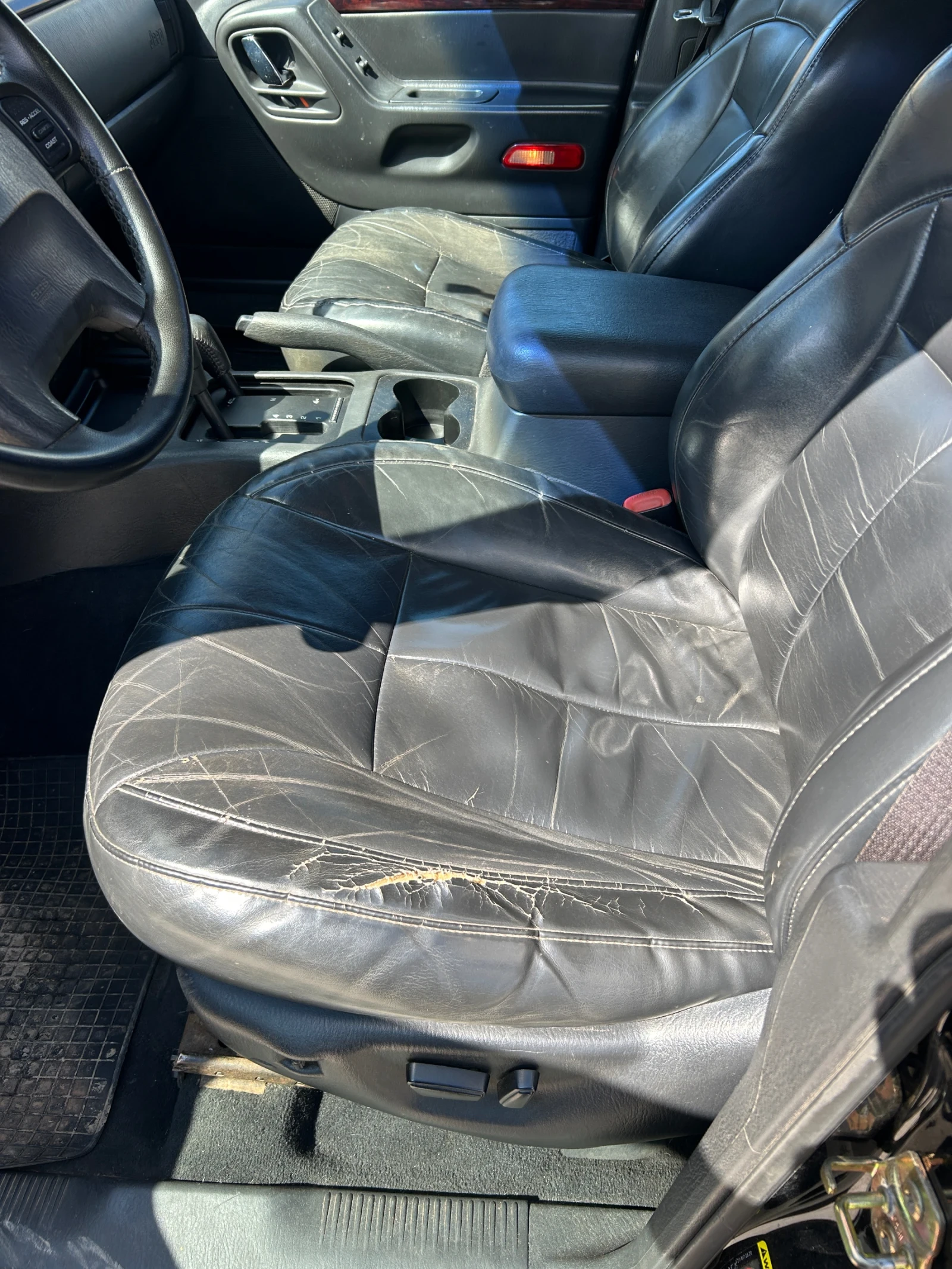 Jeep Grand cherokee 2.7CRDI LIMITED , снимка 9 - Автомобили и джипове - 54101780