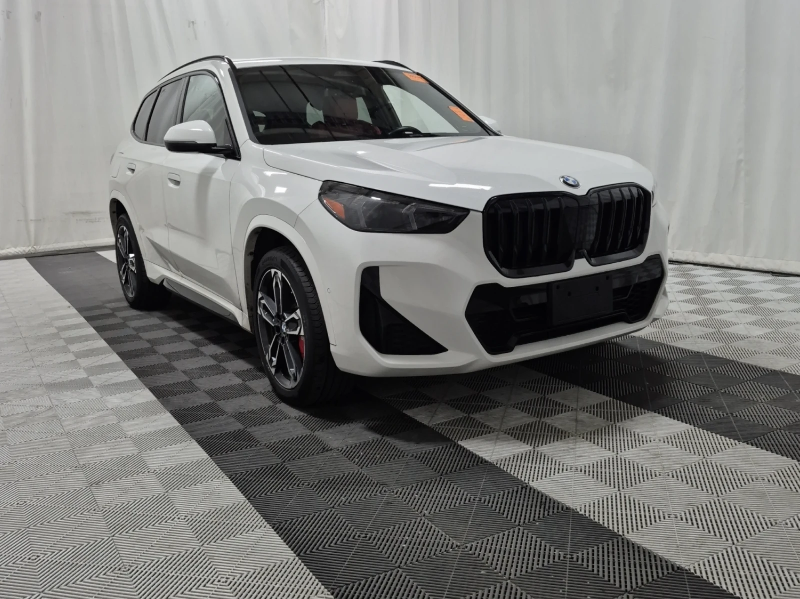 BMW X1 2024 BMW X1 XDRIVE28I, снимка 3 - Автомобили и джипове - 54834648