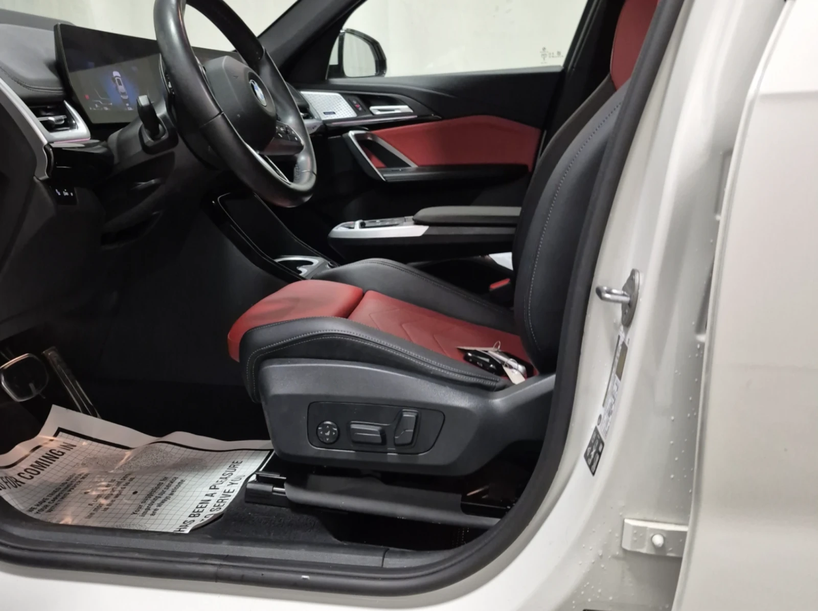 BMW X1 2024 BMW X1 XDRIVE28I, снимка 7 - Автомобили и джипове - 54834648
