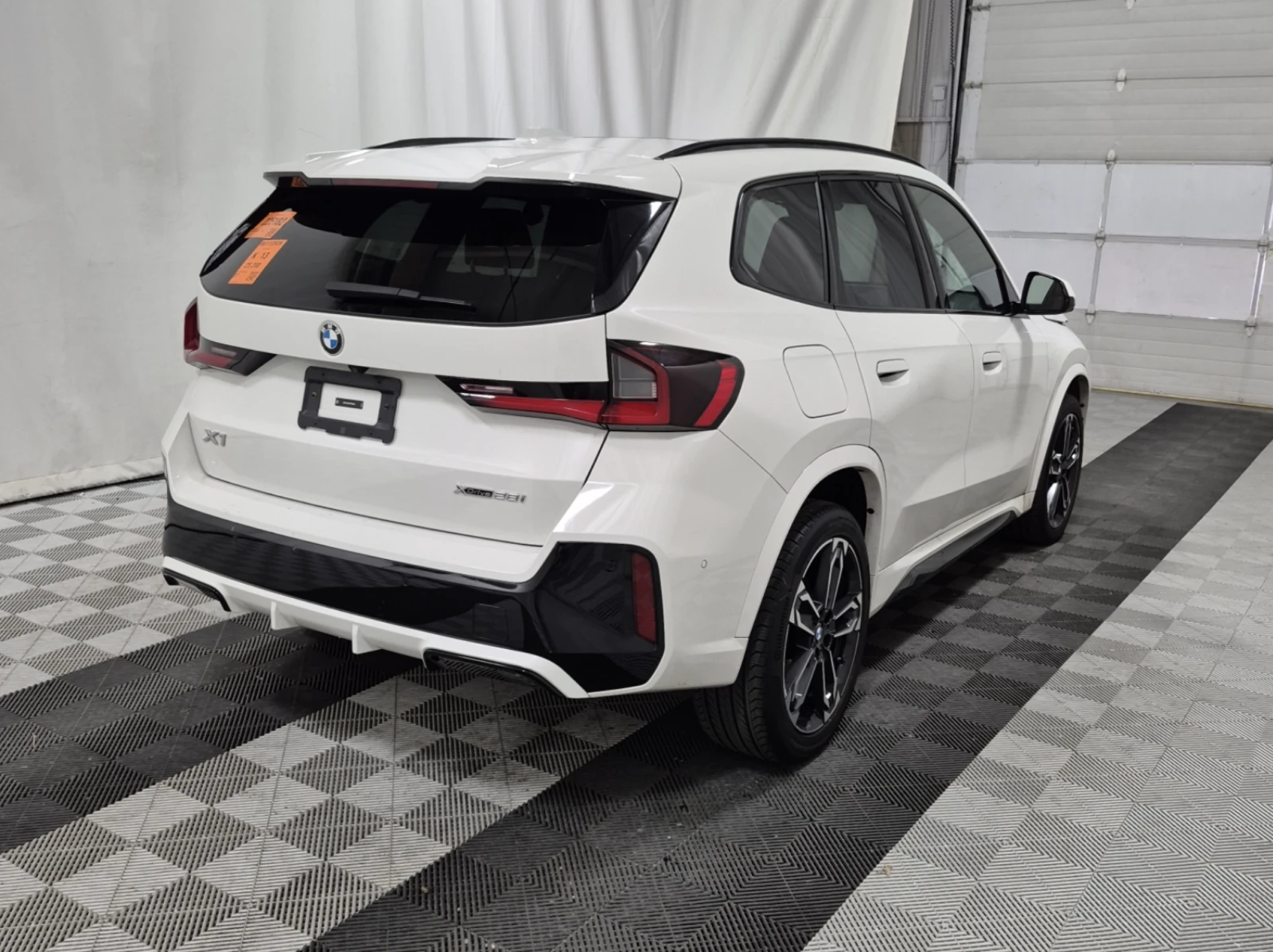 BMW X1 2024 BMW X1 XDRIVE28I, снимка 4 - Автомобили и джипове - 54834648