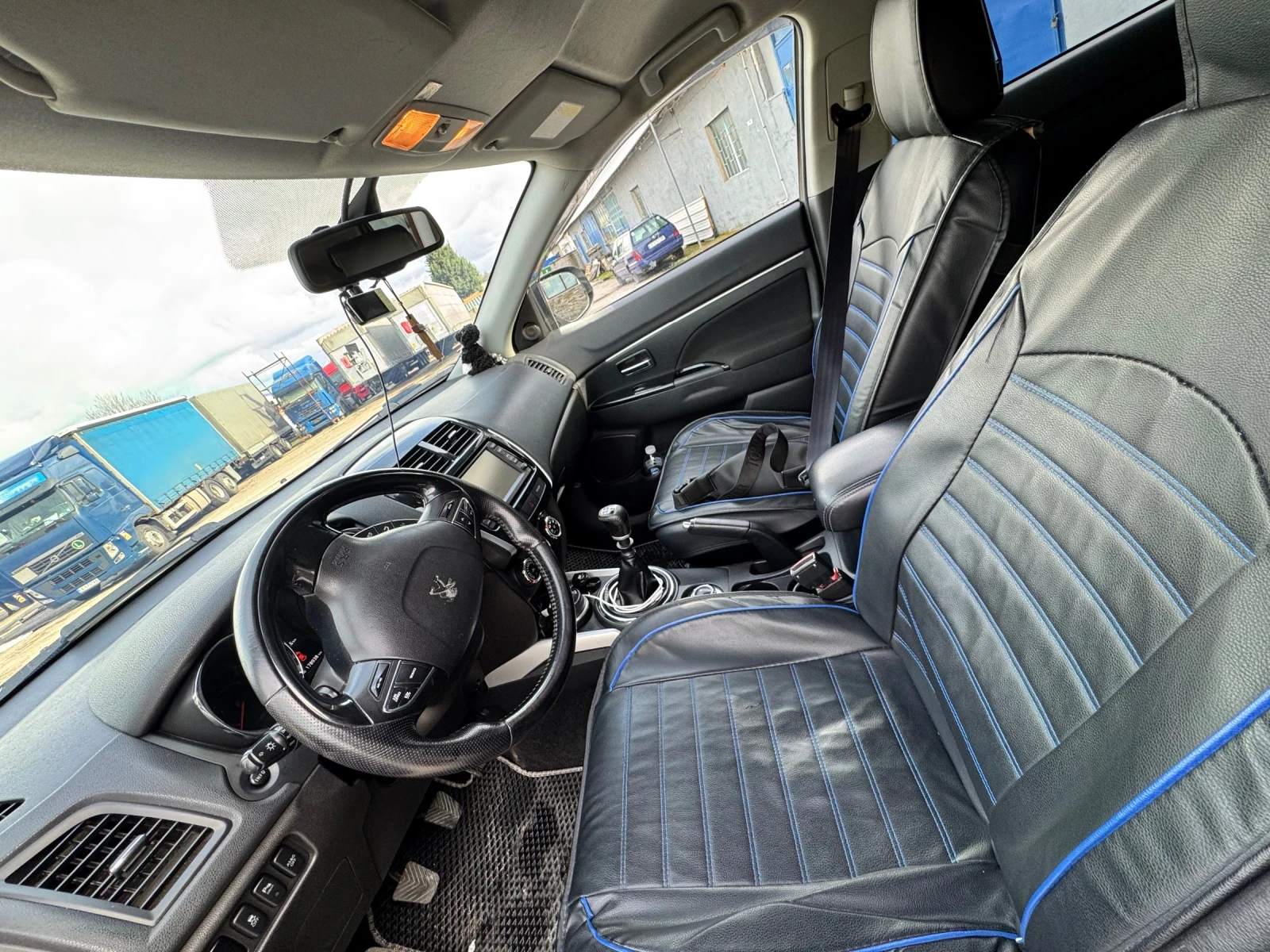 Peugeot 4008 1.8 HDI* NAVI* 4x4* XENON* , снимка 7 - Автомобили и джипове - 55327627