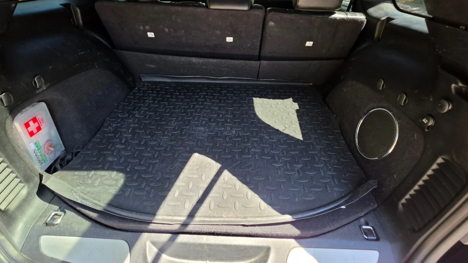 Jeep Grand cherokee 5.7 HEMI * 8ZF* ТV* PANO* * DISTRONIC* , снимка 13 - Автомобили и джипове - 55616398
