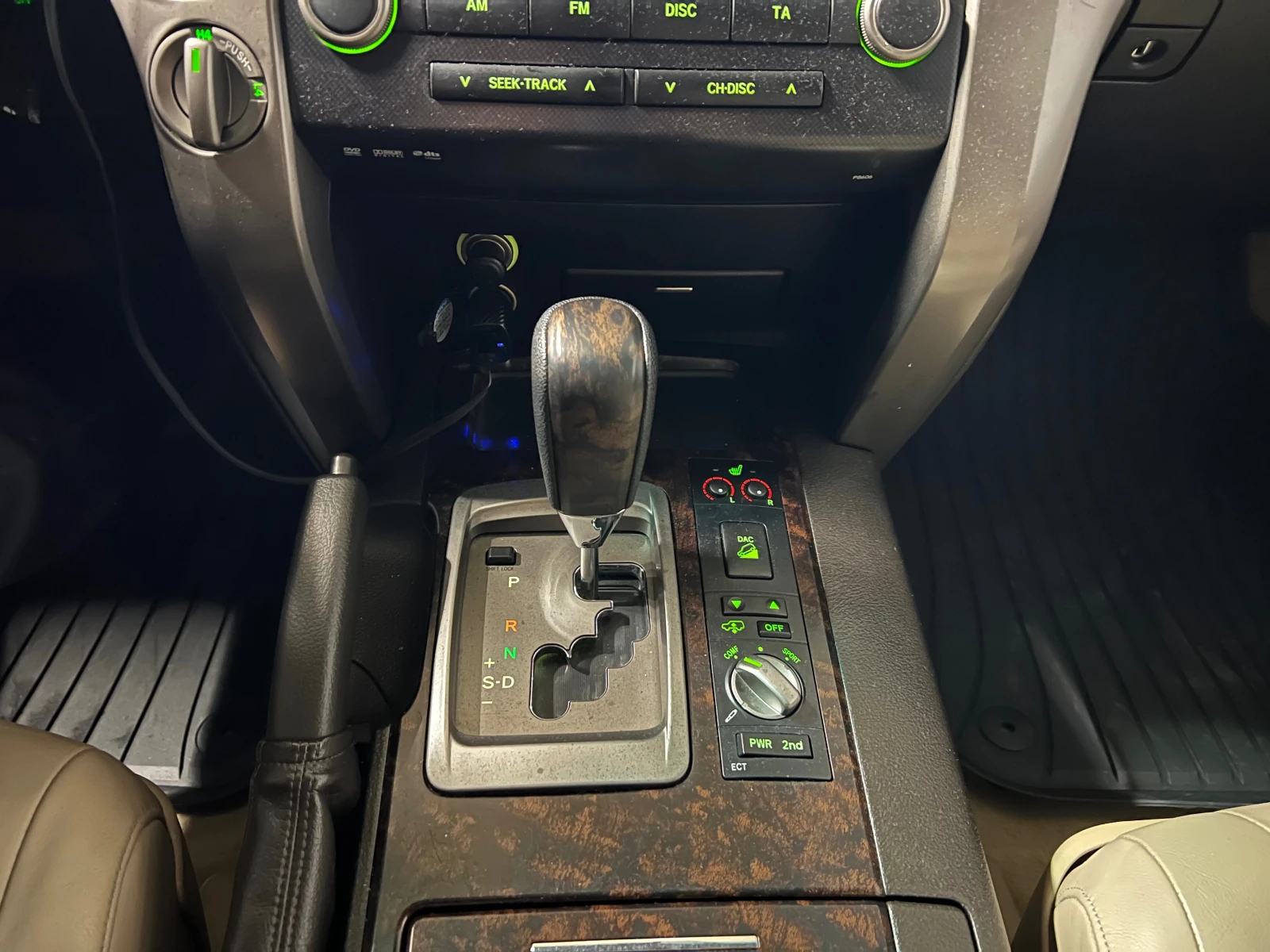 Toyota Land cruiser 4.5 V8 Executive, снимка 17 - Автомобили и джипове - 56726198