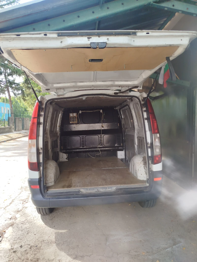 Mercedes-Benz Vito 111 CDI, снимка 11 - Бусове и автобуси - 52346890