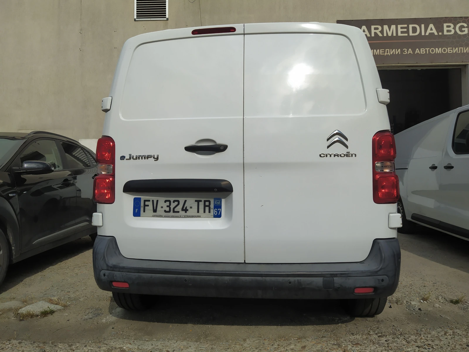 Citroen Jumpy eJumpy Fourgon 75 kWh, снимка 4 - Бусове и автобуси - 54621676
