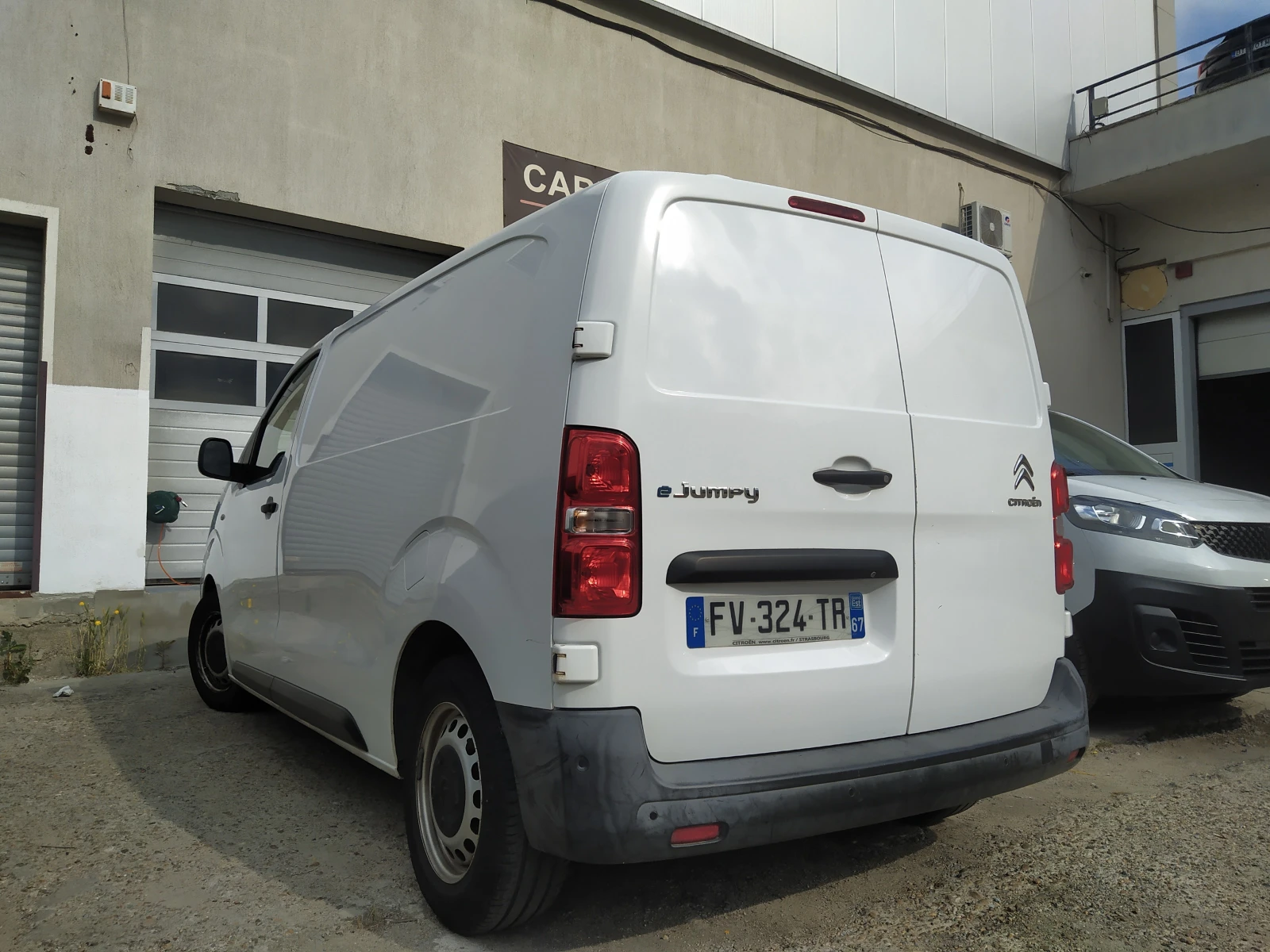 Citroen Jumpy eJumpy Fourgon 75 kWh, снимка 5 - Бусове и автобуси - 54621676