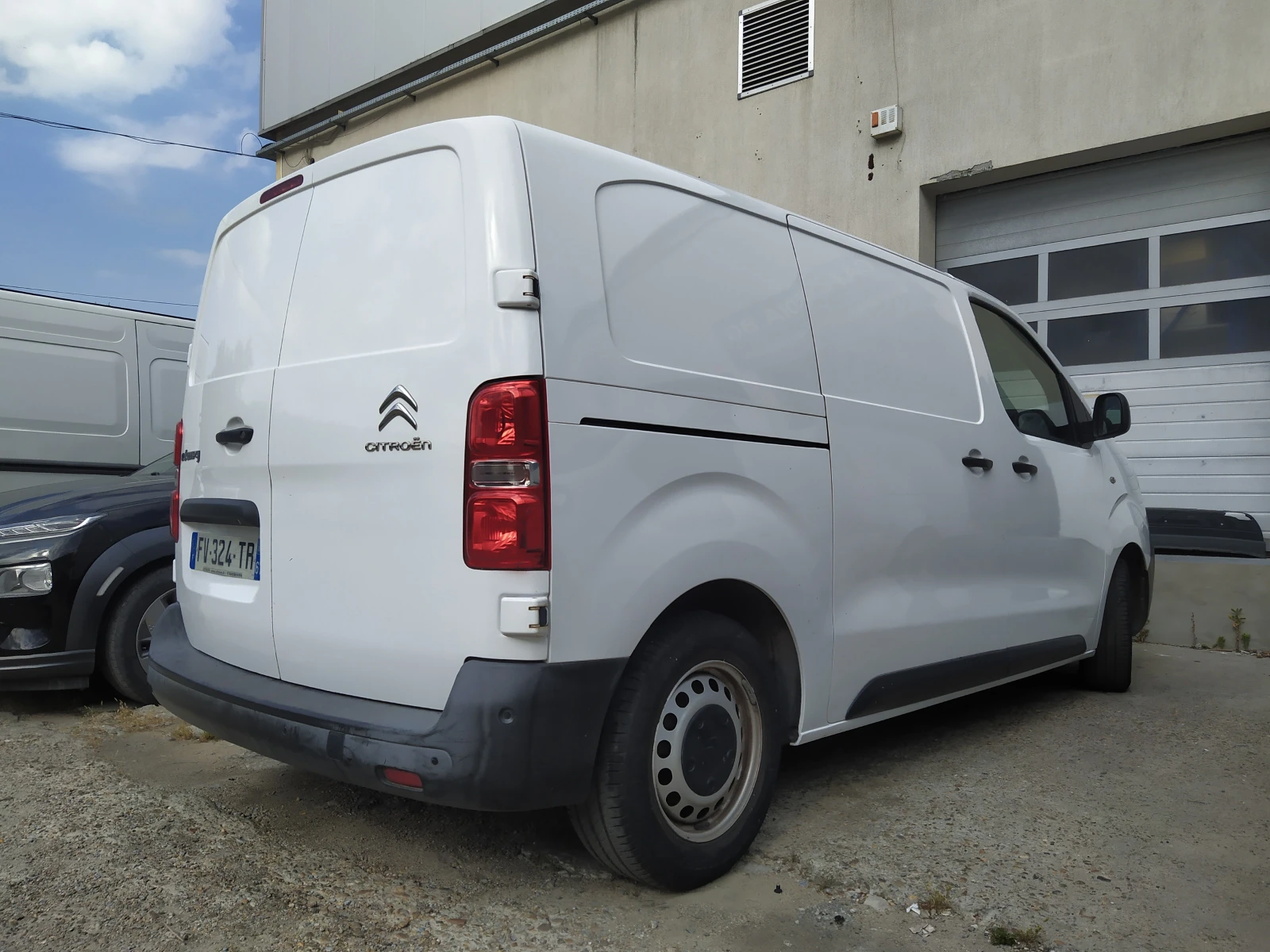 Citroen Jumpy eJumpy Fourgon 75 kWh, снимка 3 - Бусове и автобуси - 54621676