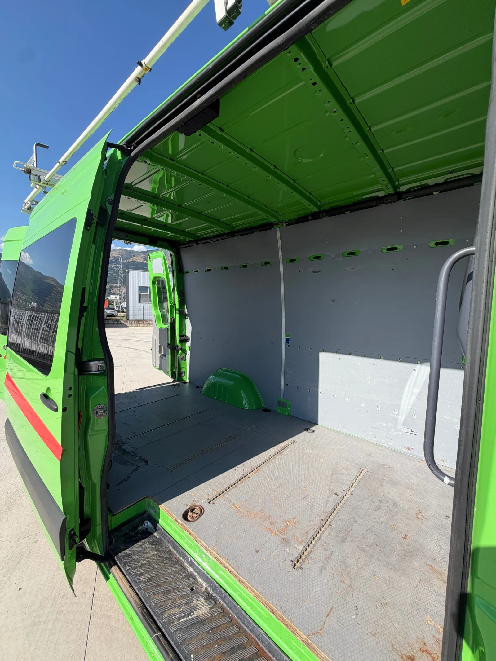 Mercedes-Benz Sprinter 316 Пълна Сервизна История!!! Лизинг!!!, снимка 9 - Бусове и автобуси - 55450108