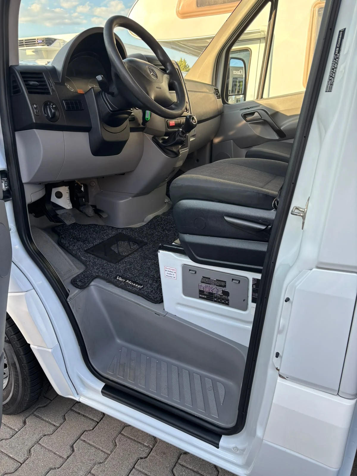 Mercedes-Benz Sprinter 311 CDI, снимка 16 - Бусове и автобуси - 55852537