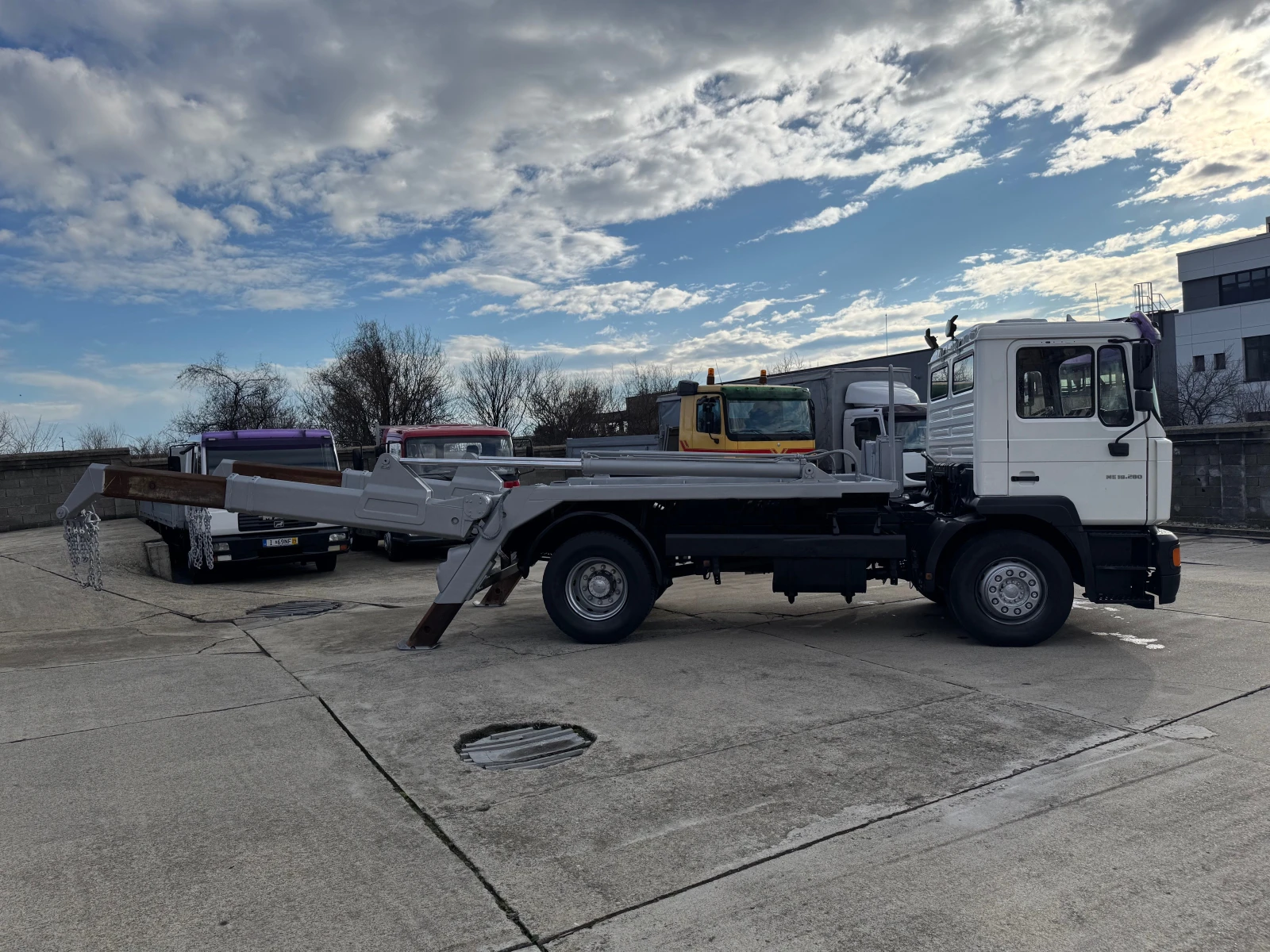 Man 18 18.280 , Miller AK12 MT , ��������  | Mobile.bg � ����������� 5