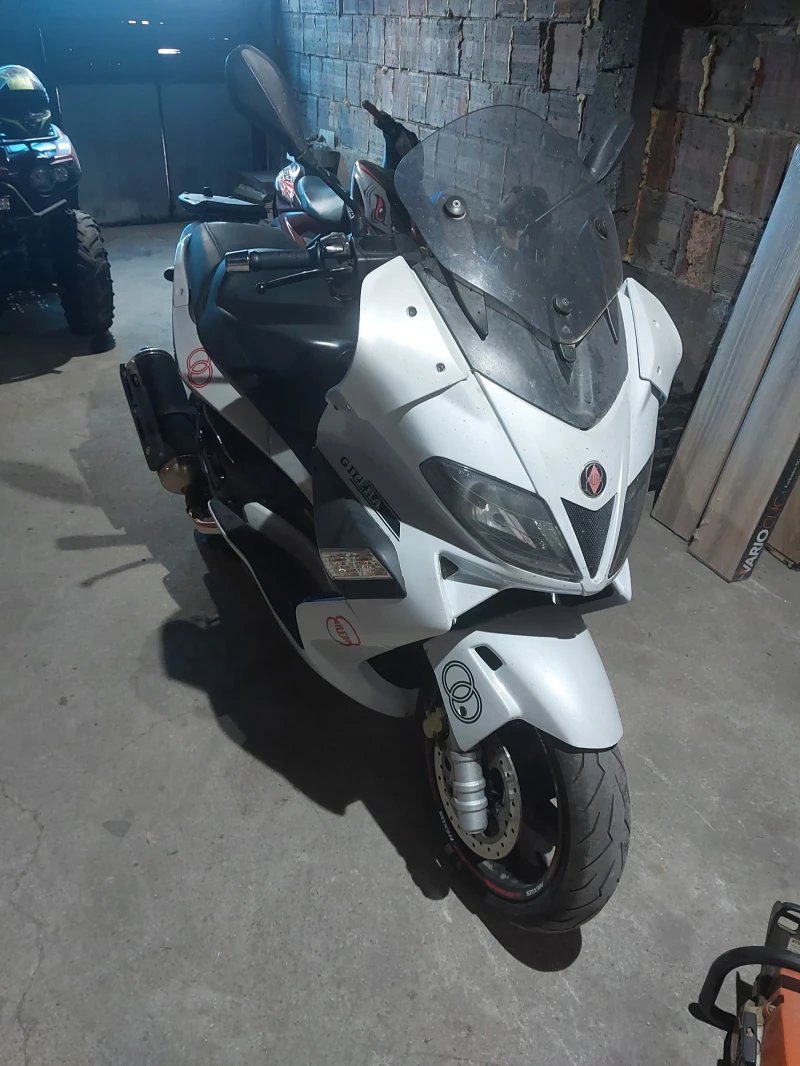 Gilera Nexus 500