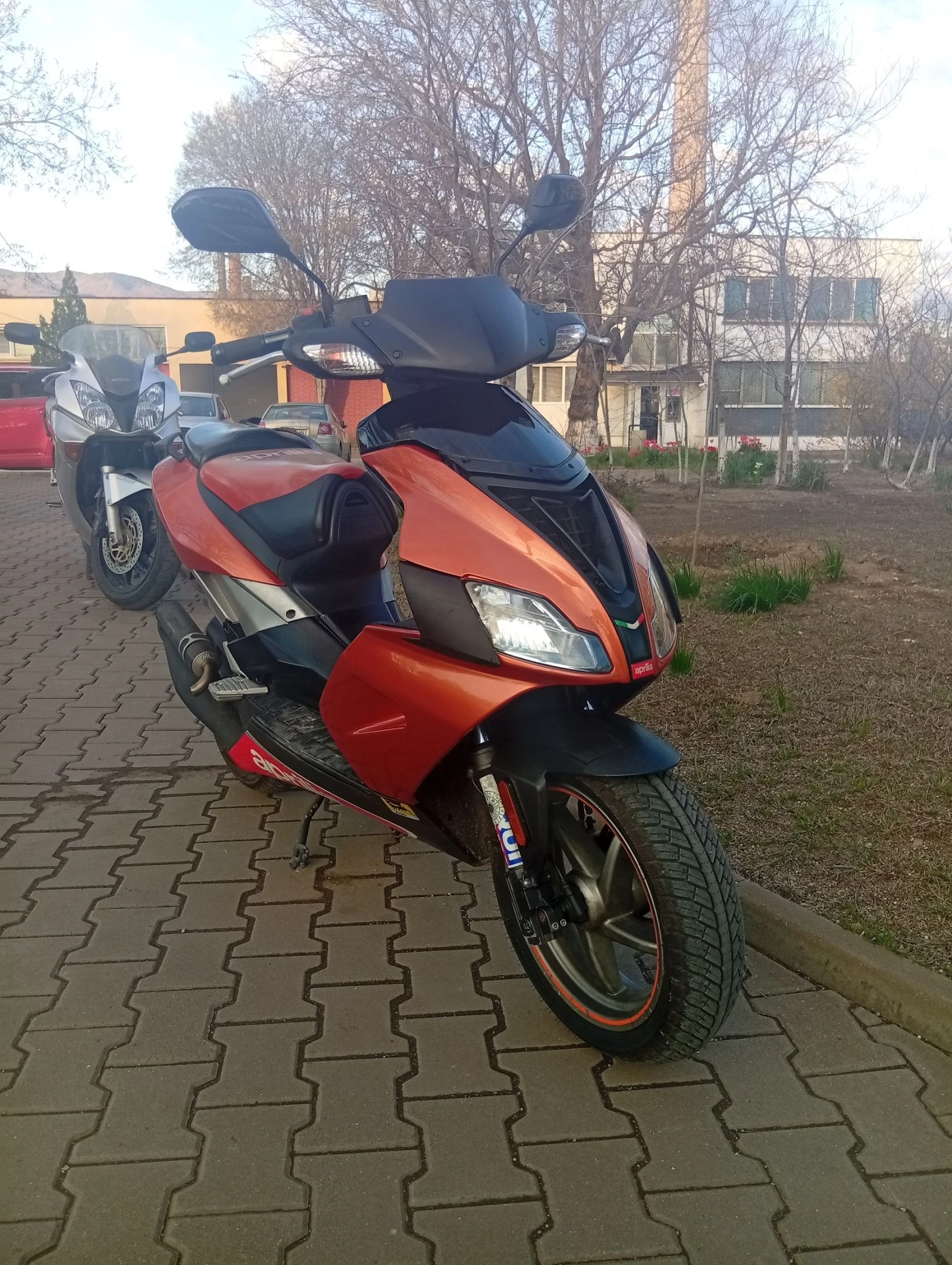 Aprilia Sr Racing , снимка 2 - Мотоциклети и мототехника - 54119037