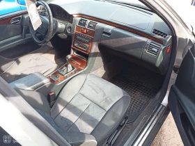 Mercedes-Benz E 200, снимка 9