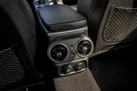 Kia Stinger * АвтоКредит * (ЦЕНА ДО БГ), снимка 9