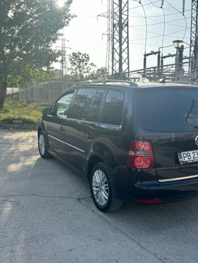 VW Touran, снимка 4 - Автомобили и джипове - 45569924