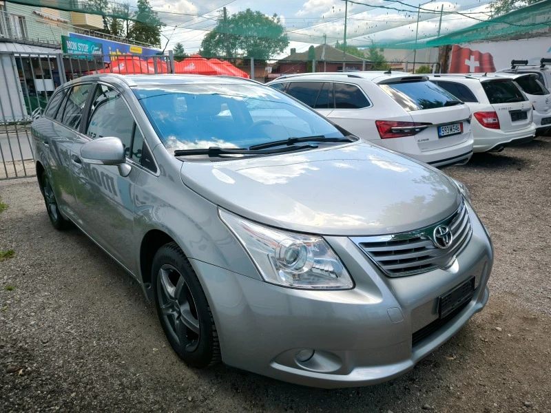 Toyota Avensis 2.0i автоматик Швейцария , снимка 3 - Автомобили и джипове - 46495218